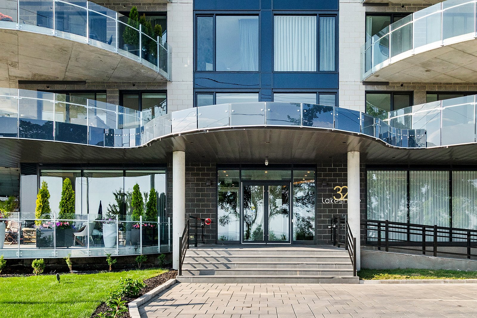Condo — 61