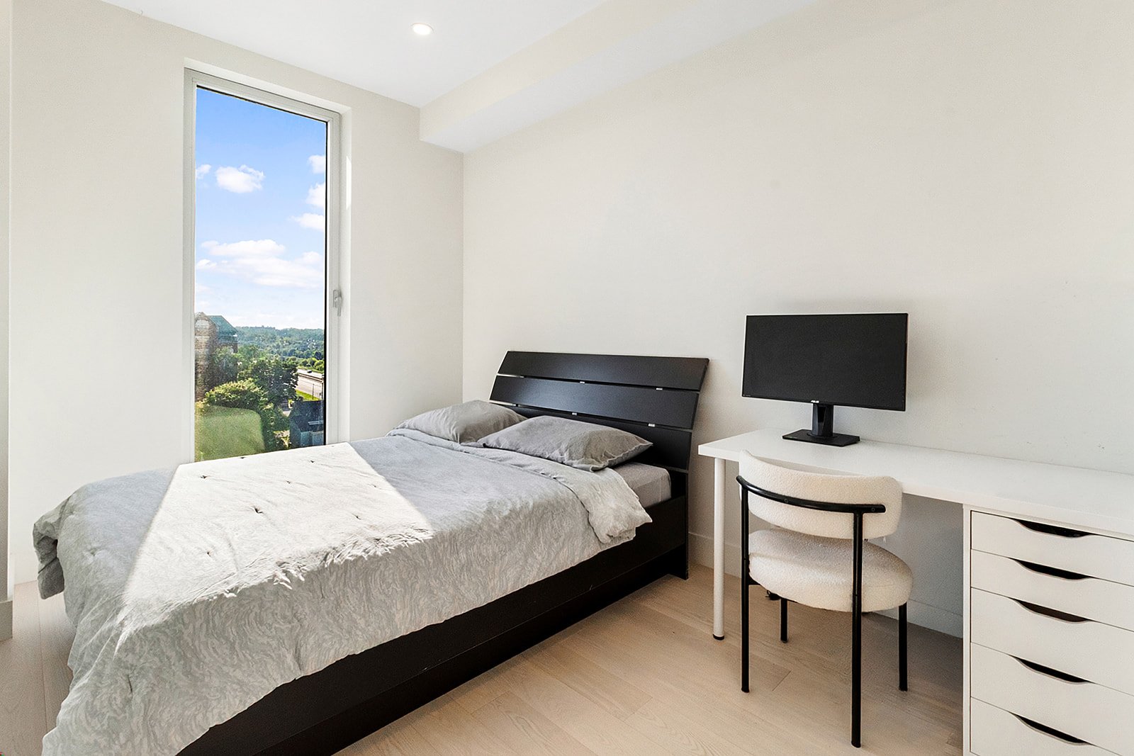 Condo — 12