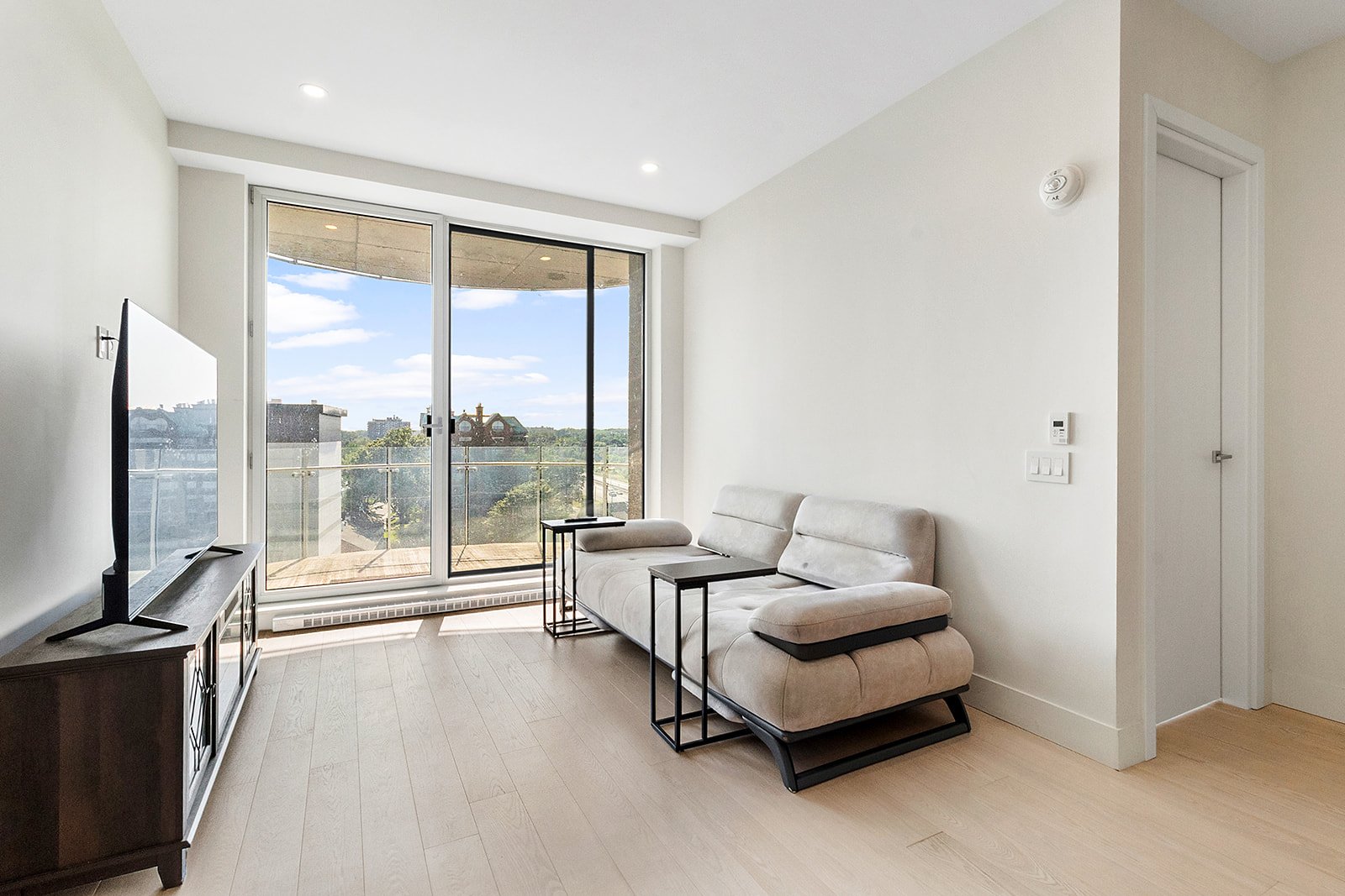 Condo — 6