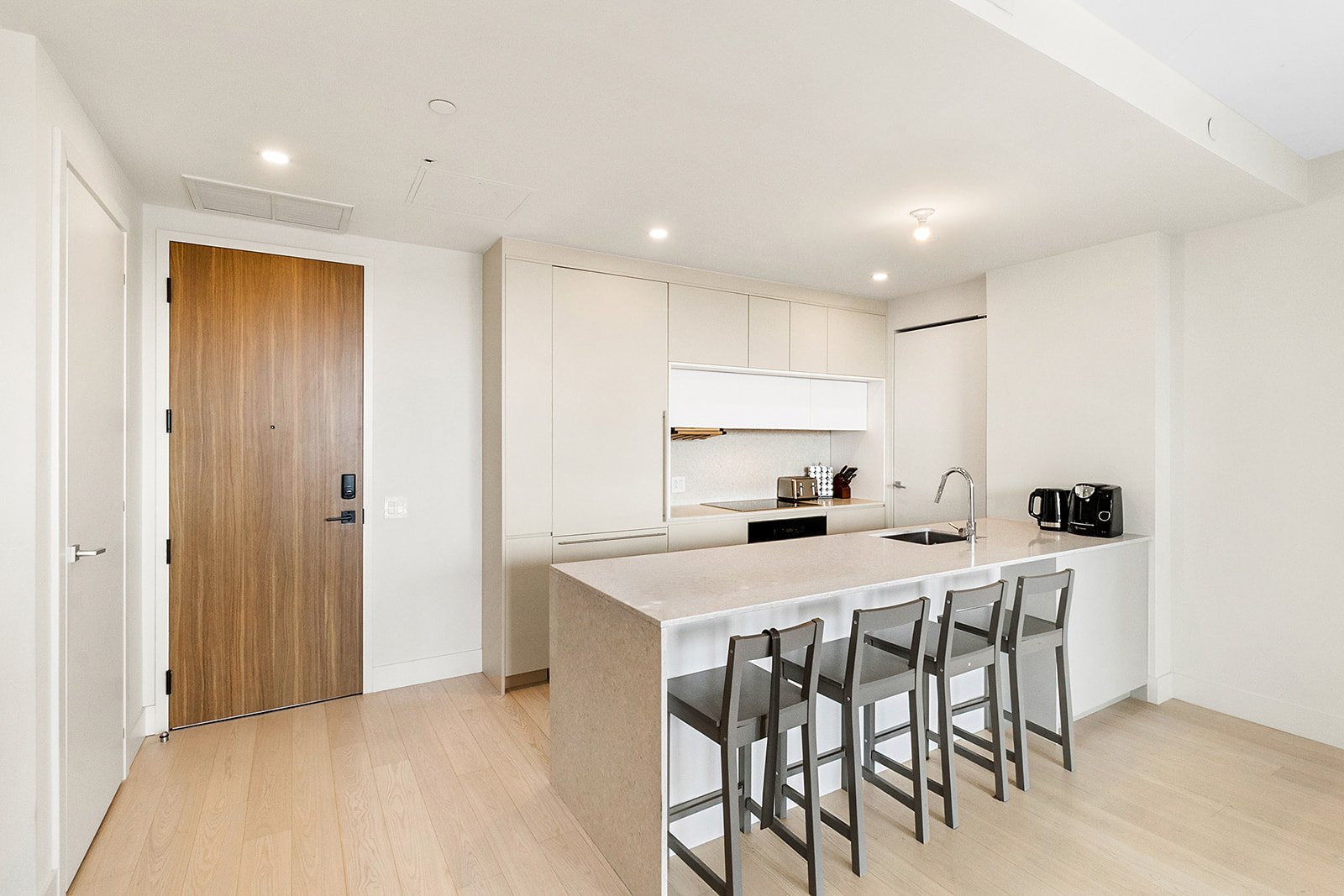Condo — 4