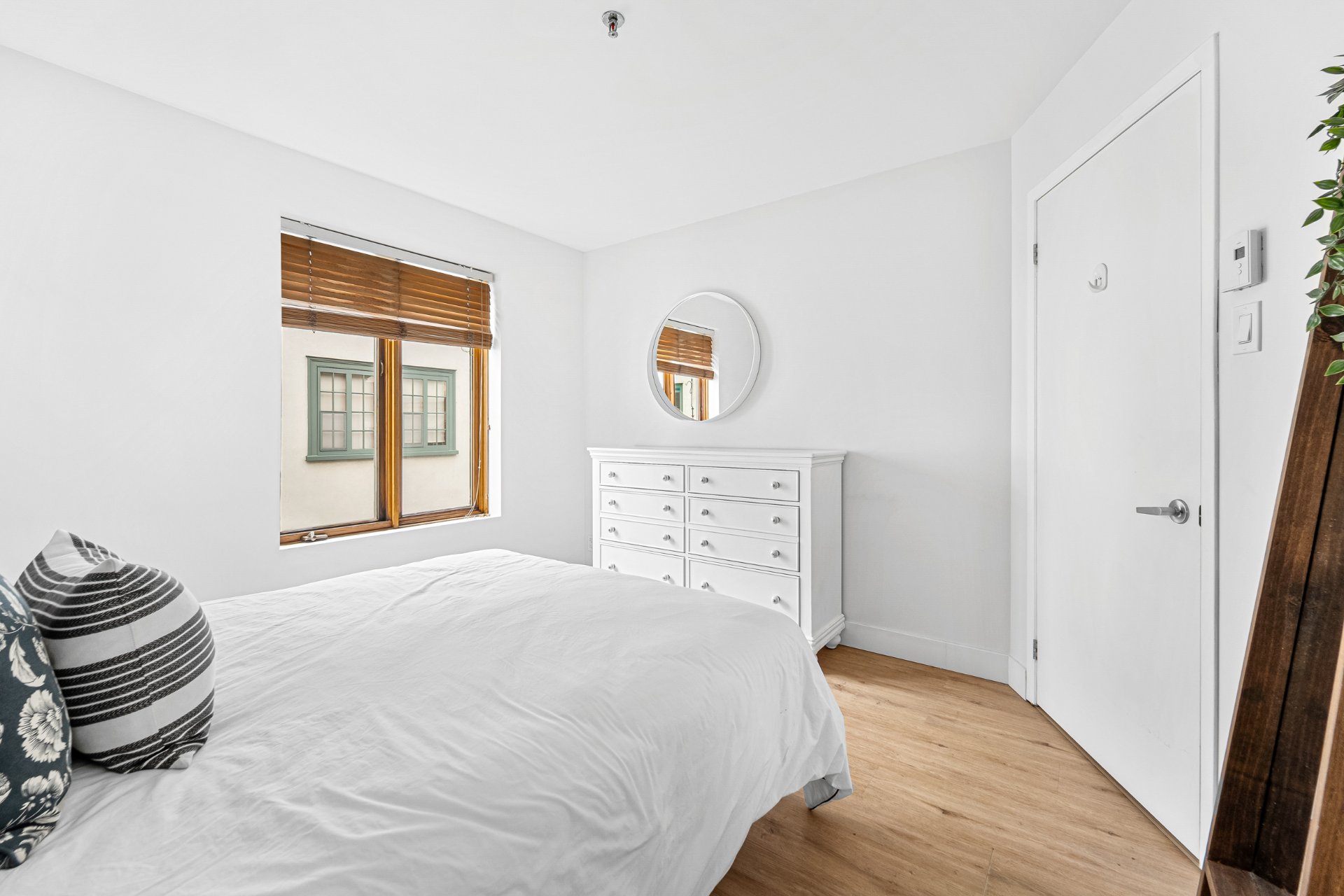 Photo 11 : Copropriété, Québec