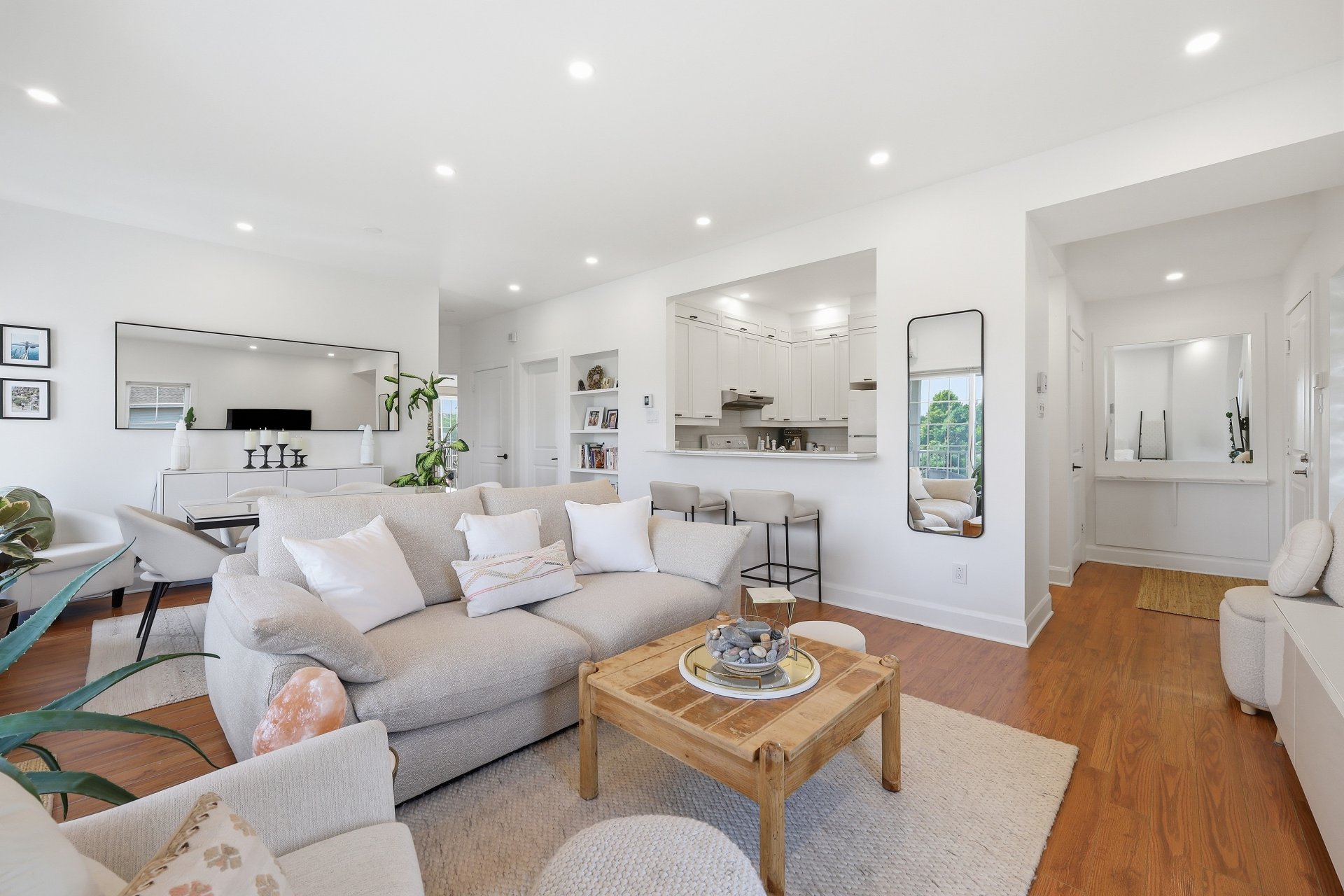 80 Rue Surprenant #304, Sainte-Catherine, QC, J5C1W2