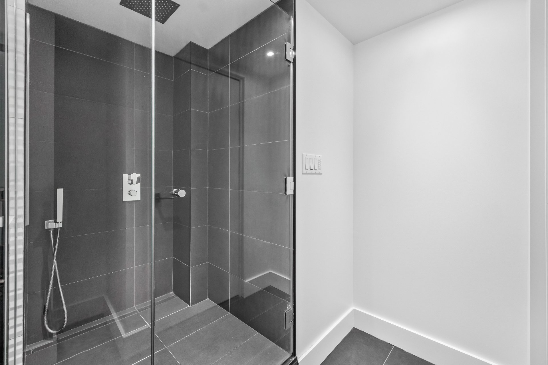 Salle de bains – 1275, Av. Van Horne, app. 48