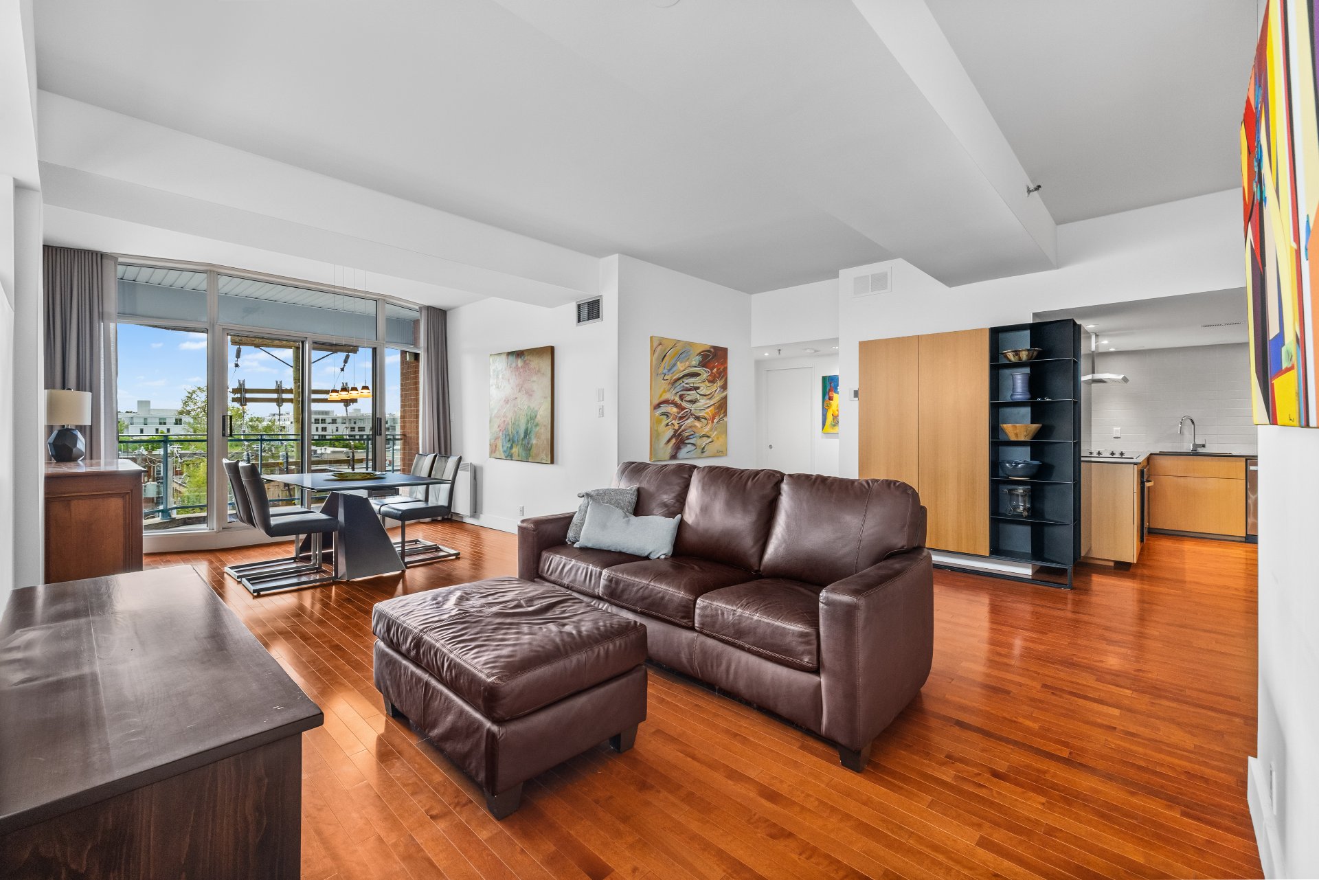 1275, Av. Van Horne, apt. 48