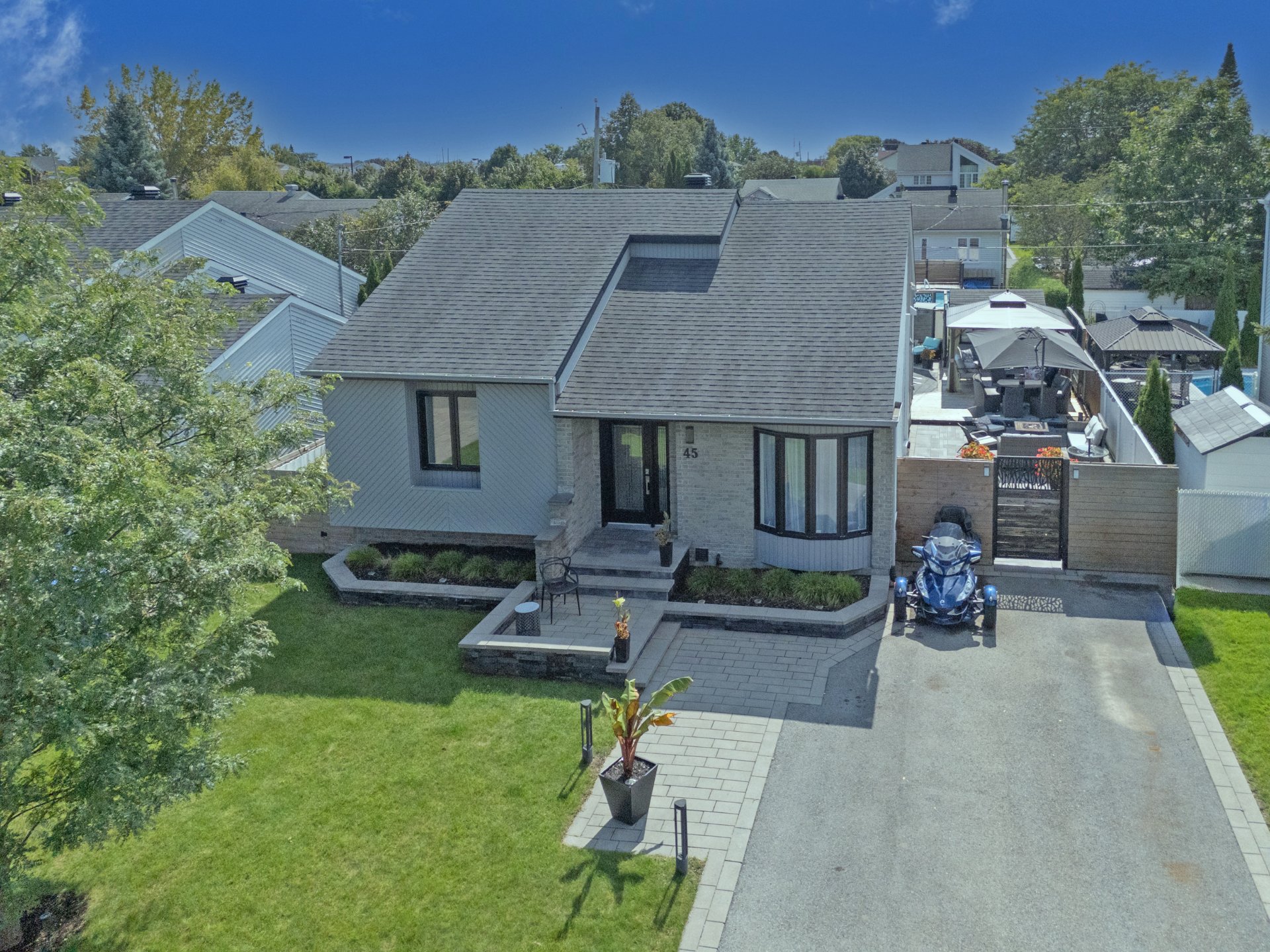45 Rue Ménard, Saint-Constant, QC, J5A1R5