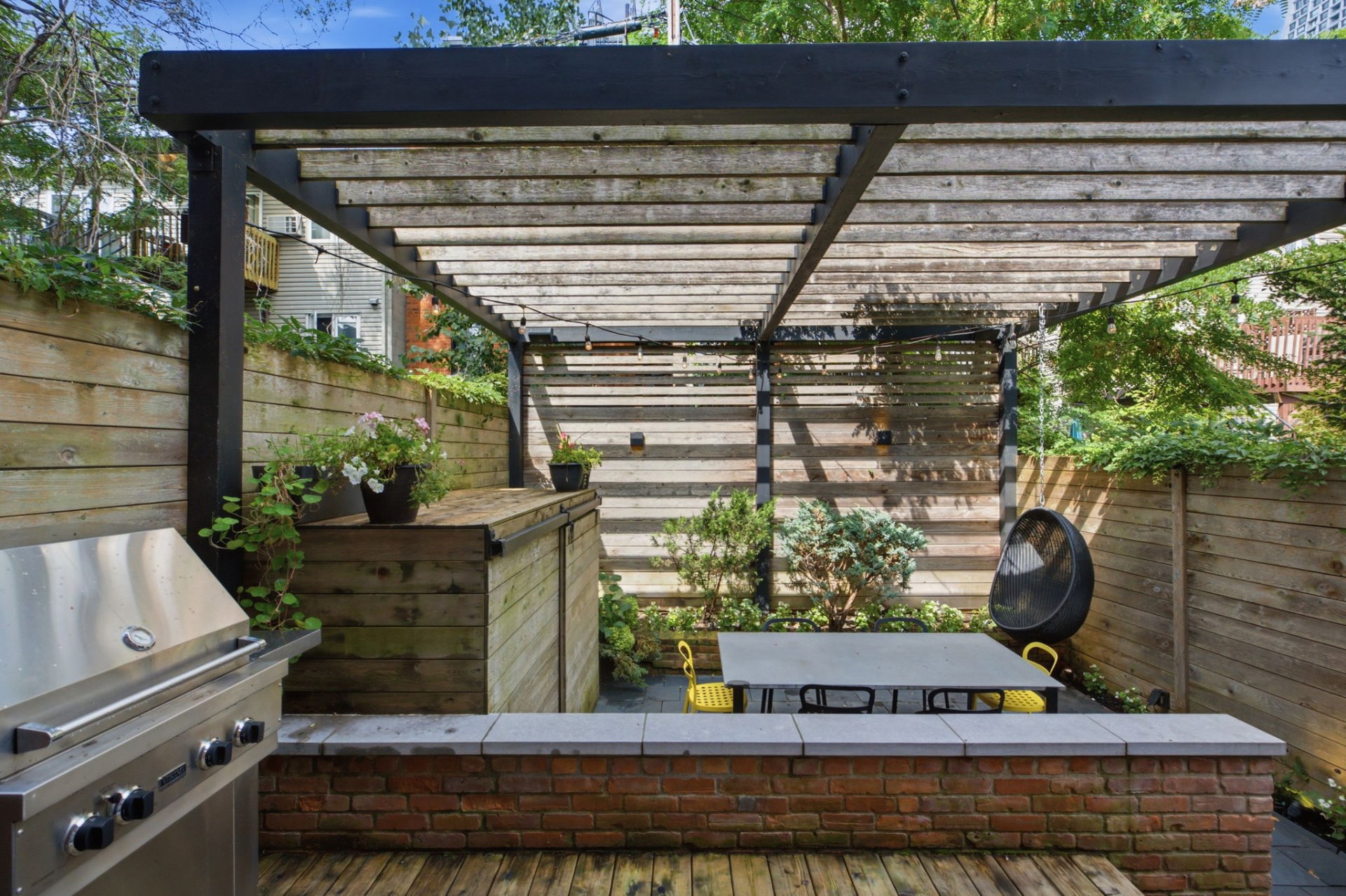 Terrasse – 1523, Av. Wrexham