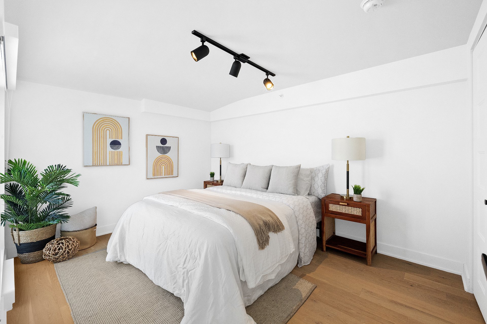 Primary bedroom – 5410, Av. Papineau, apt. 304
