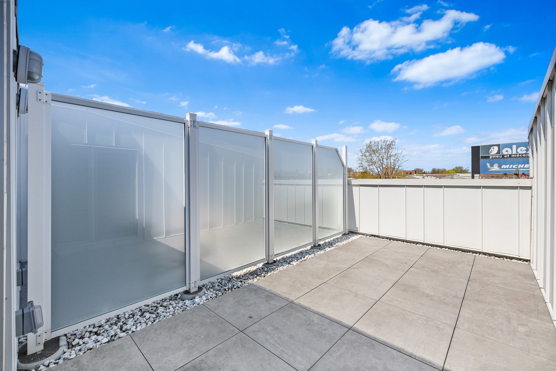 Patio – 5410, Av. Papineau, apt. 304
