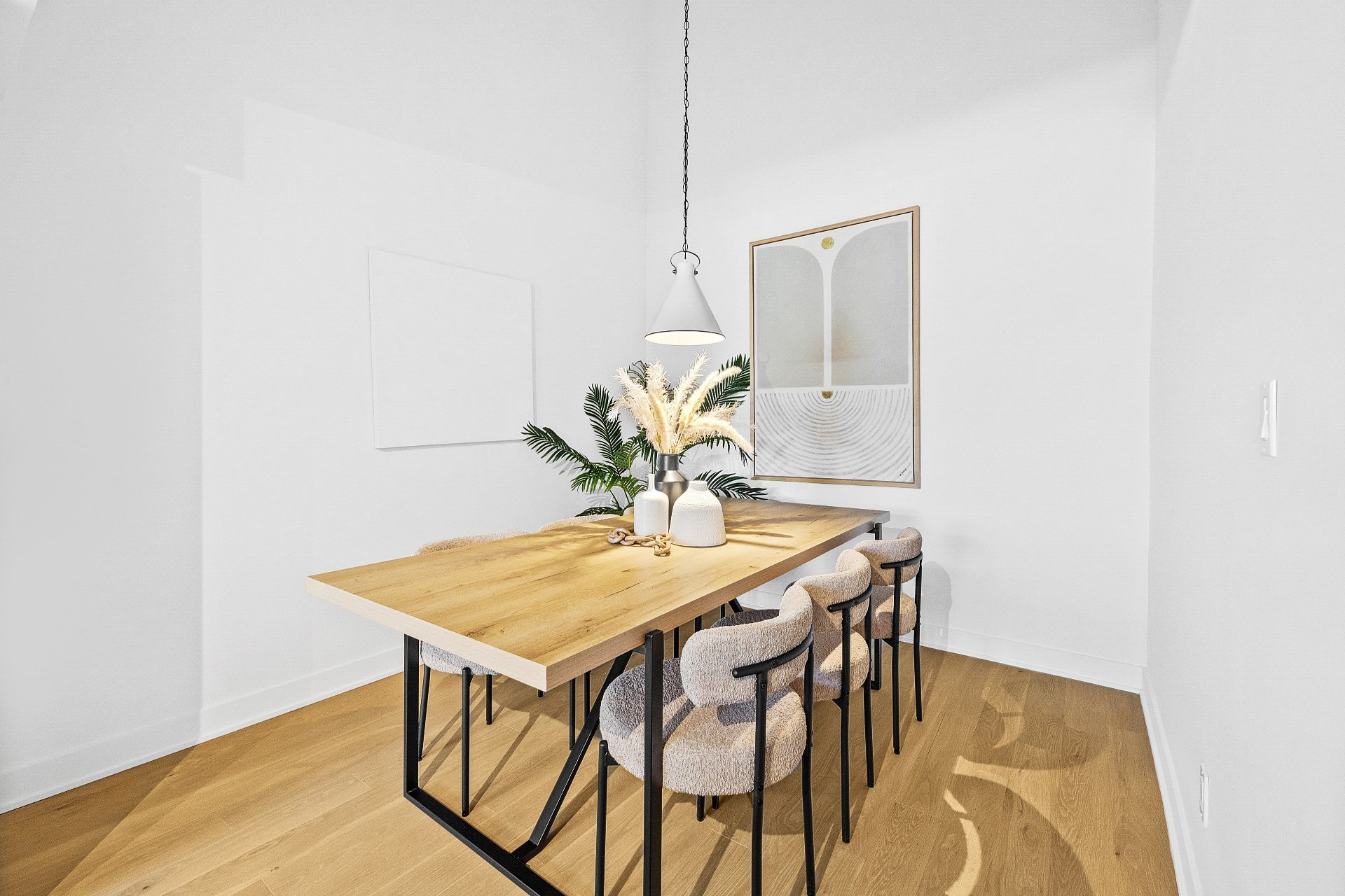 Dining room – 5410, Av. Papineau, apt. 304