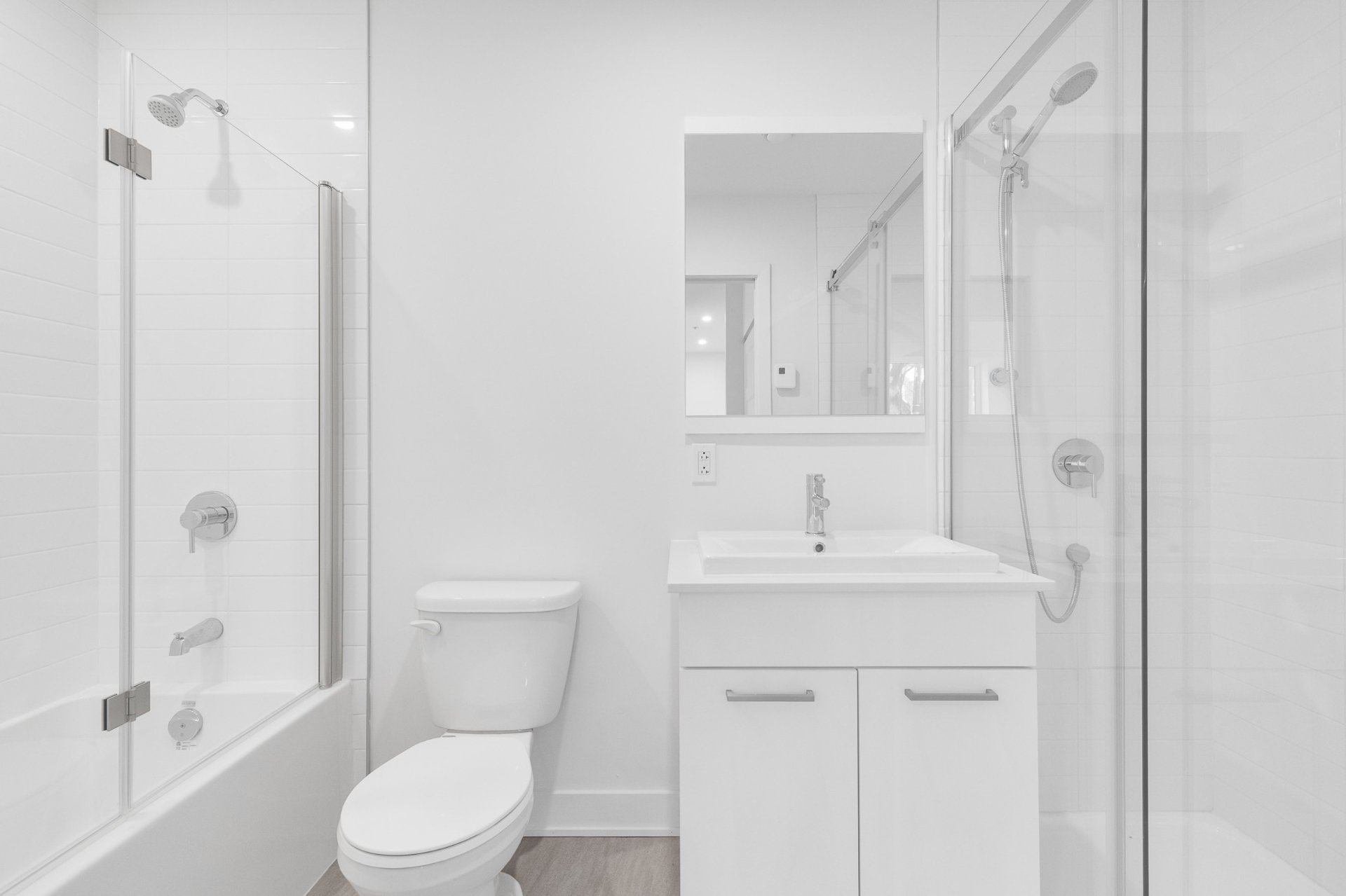 Salle de bains – 5410, Av. Papineau, app. 106