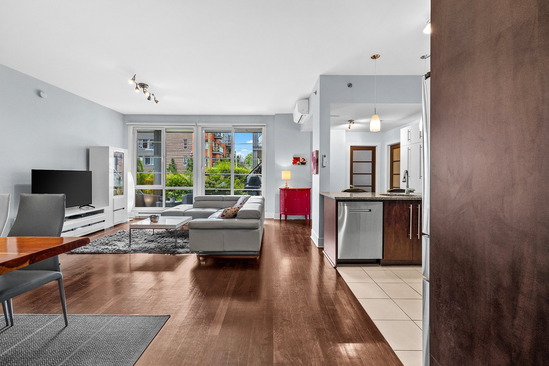 Overall view – 4150, Rue St-Ambroise, apt. 101