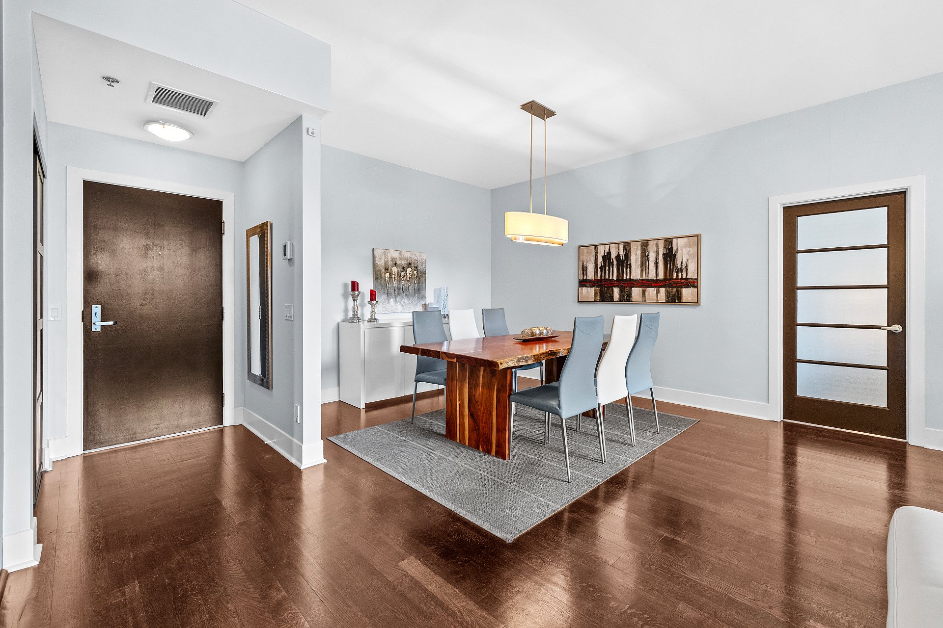 Dining room – 4150, Rue St-Ambroise, apt. 101