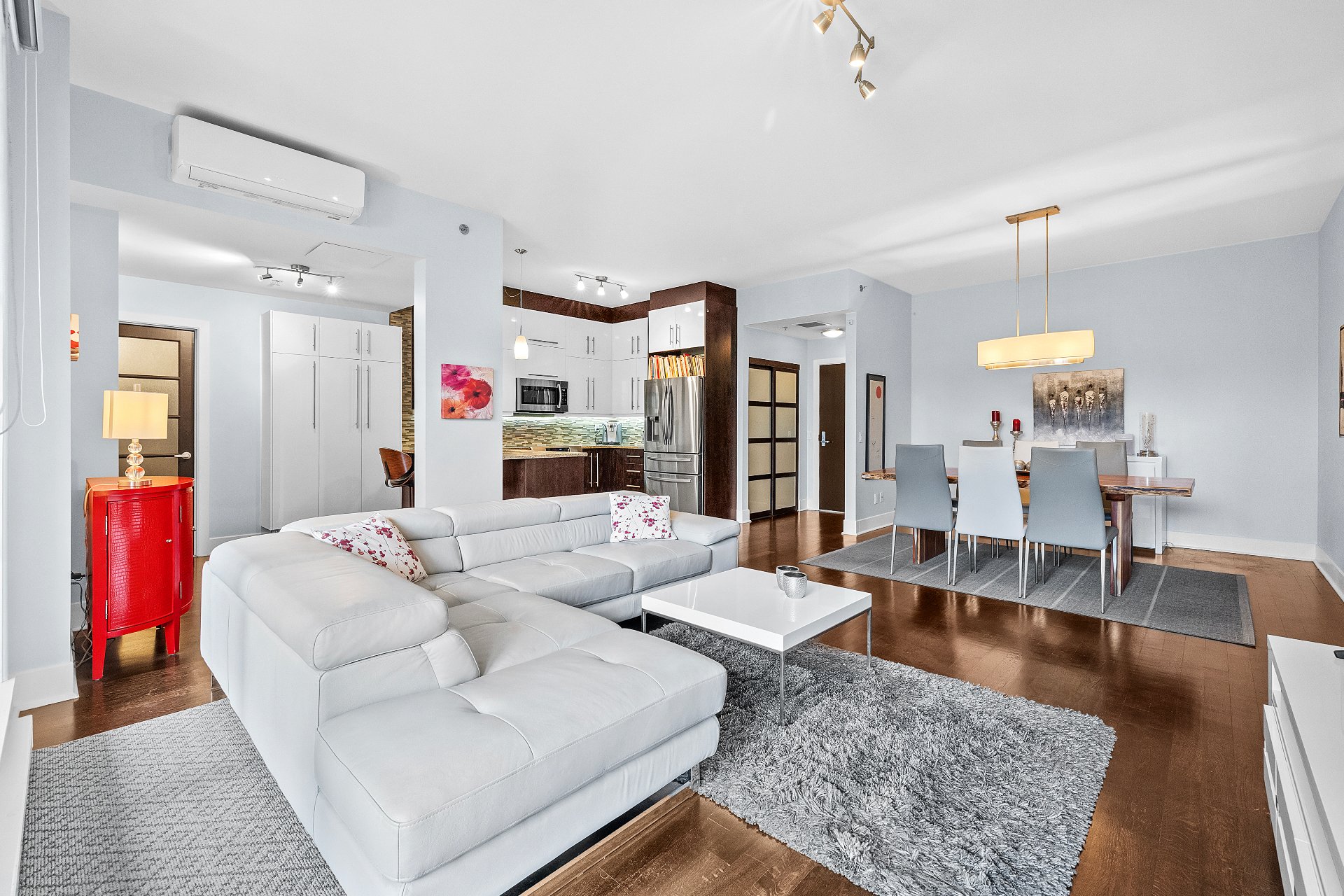 Living room – 4150, Rue St-Ambroise, apt. 101