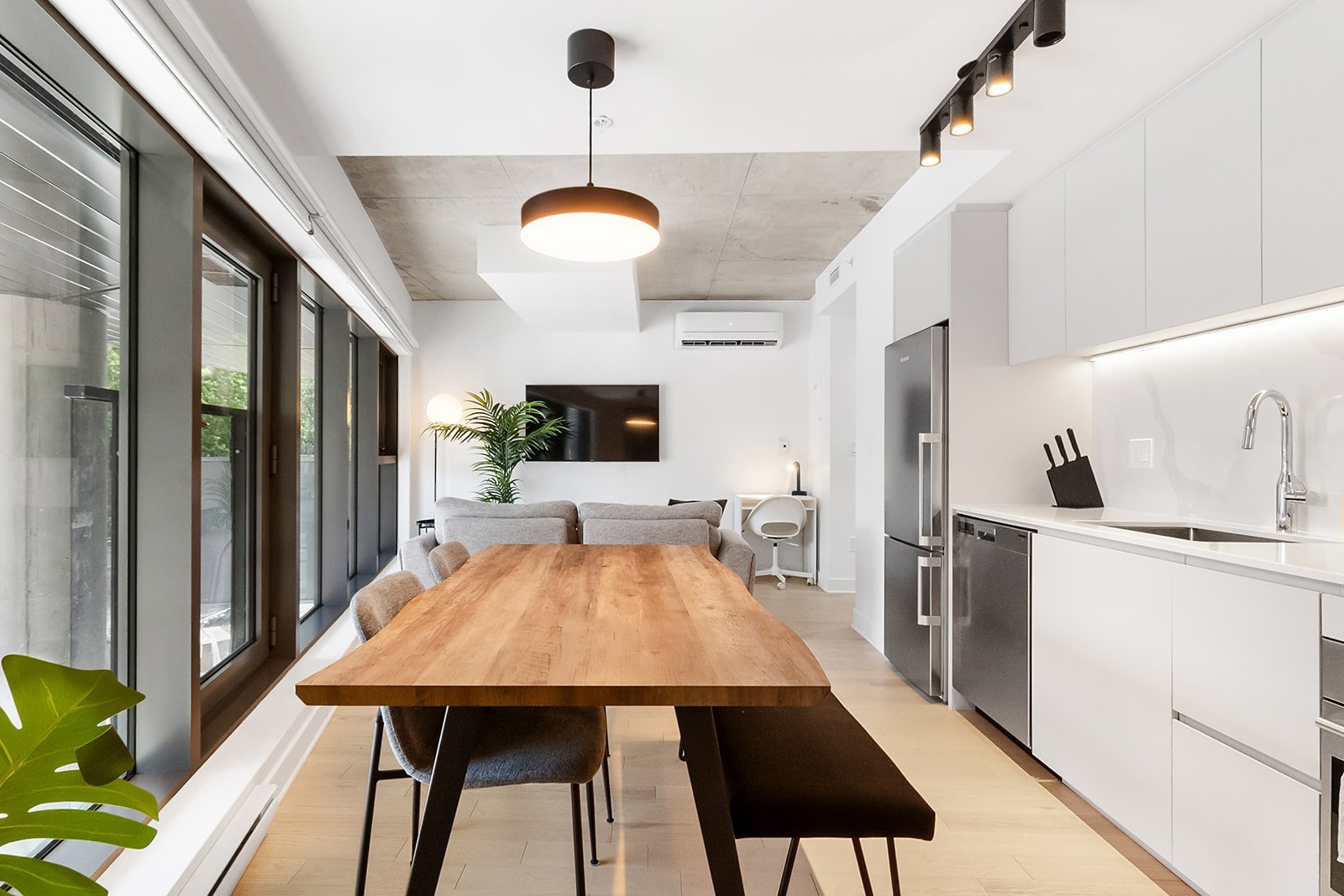 Condo — 4