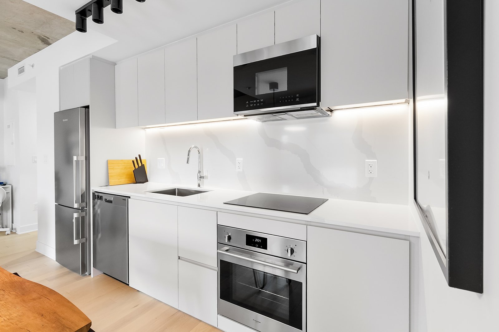 Condo — 3