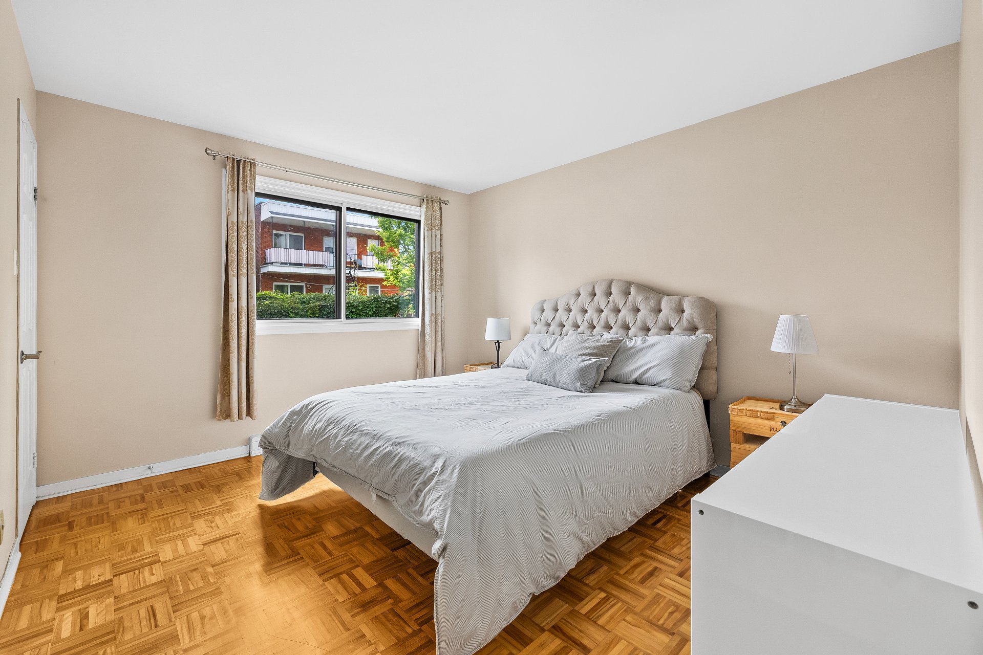 Primary bedroom – 2662, Rue Workman