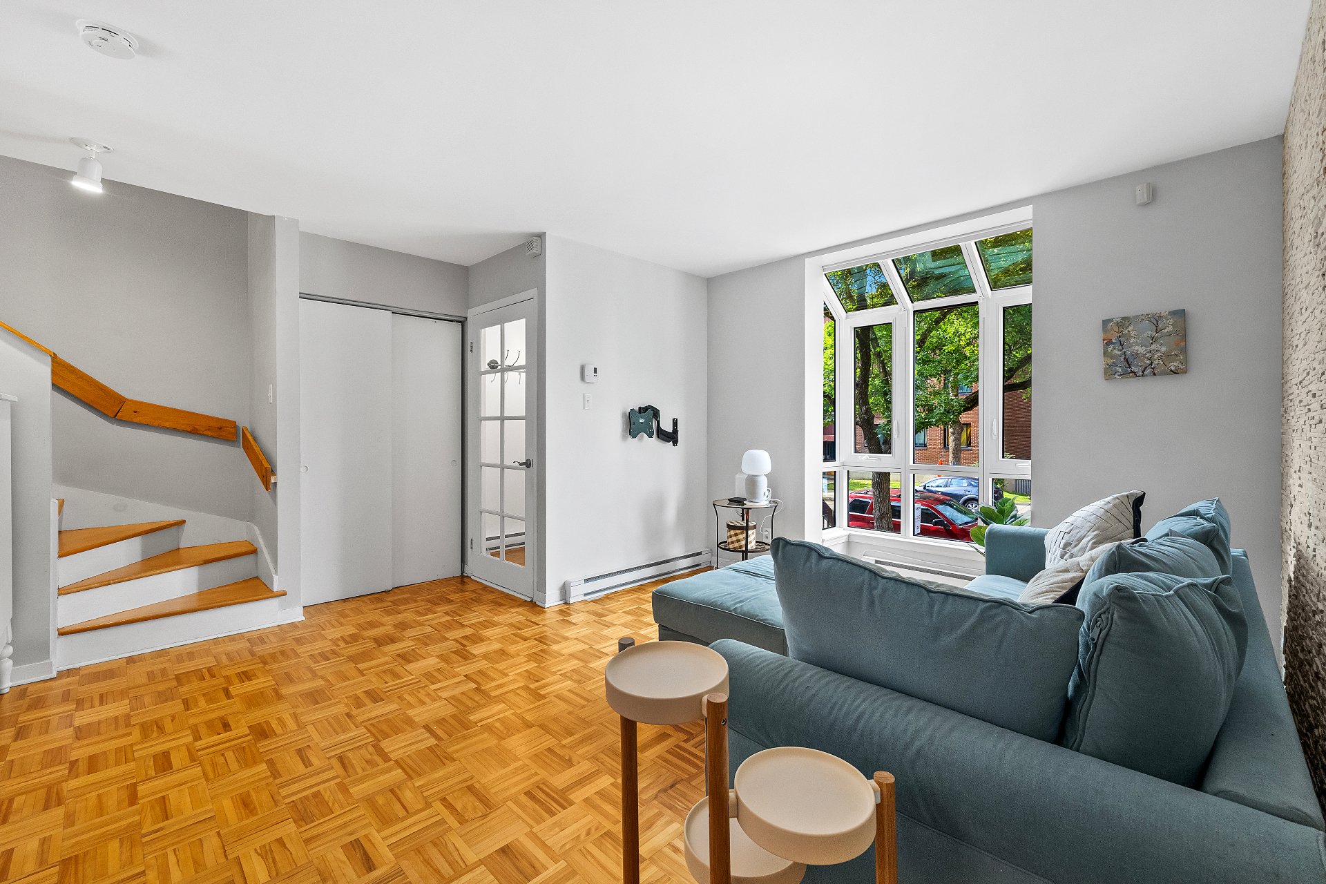 Living room – 2662, Rue Workman