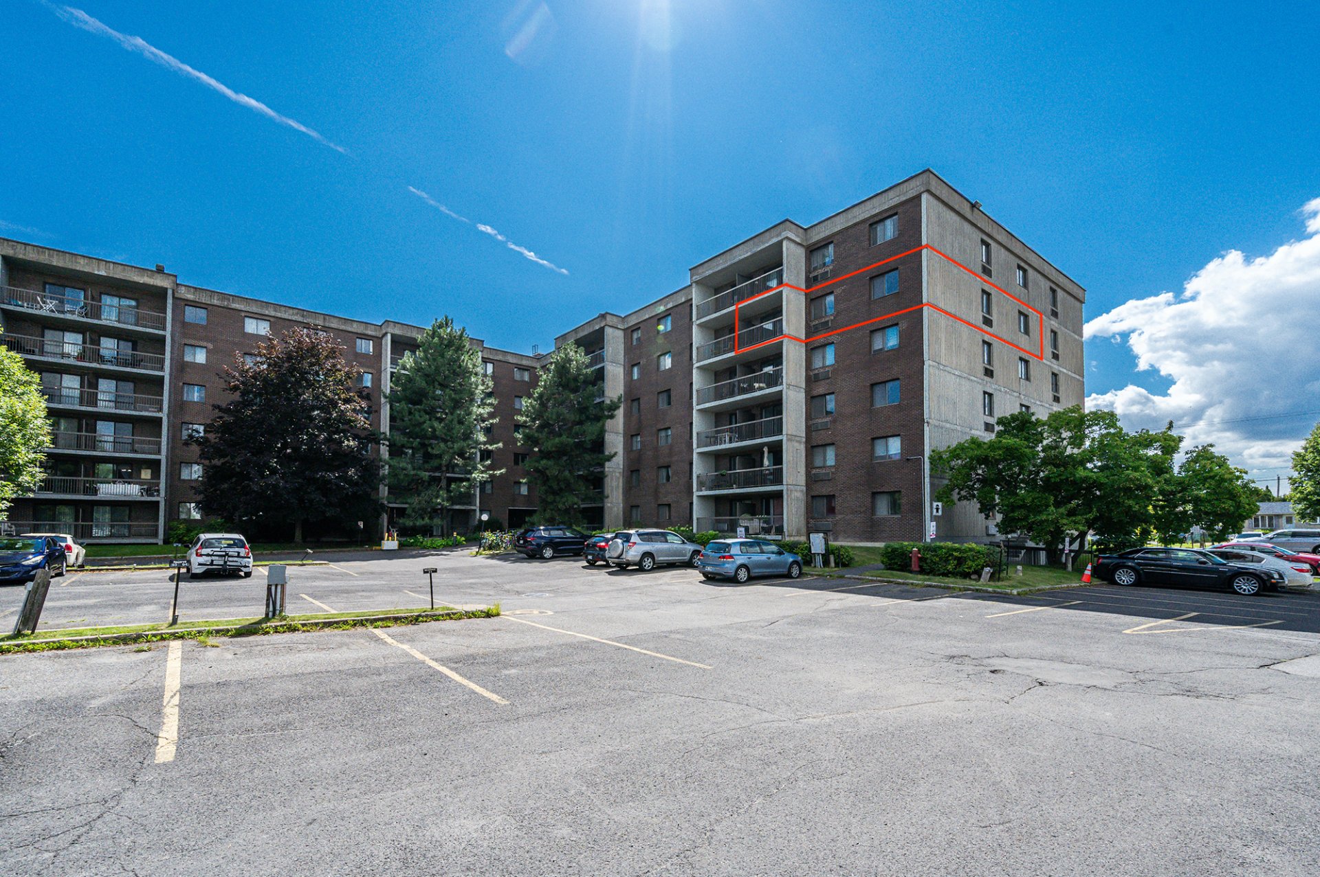 1550 Av. Panama #521, Brossard, QC, J4W2W3