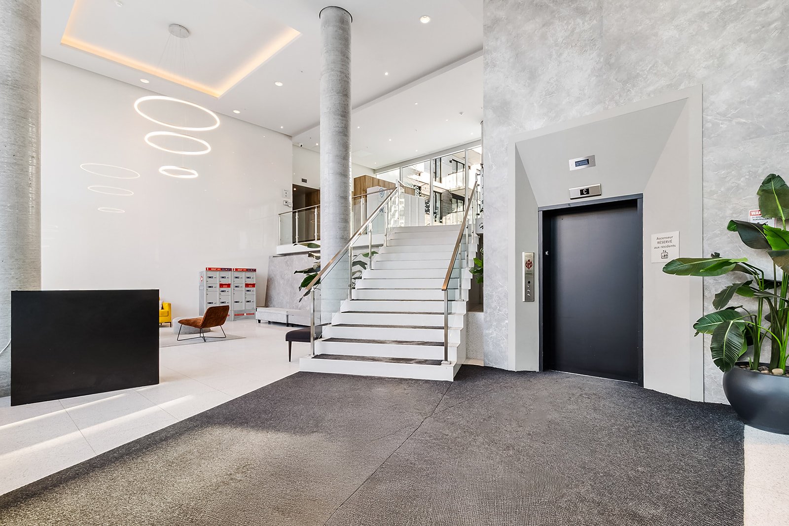 Condo — 23