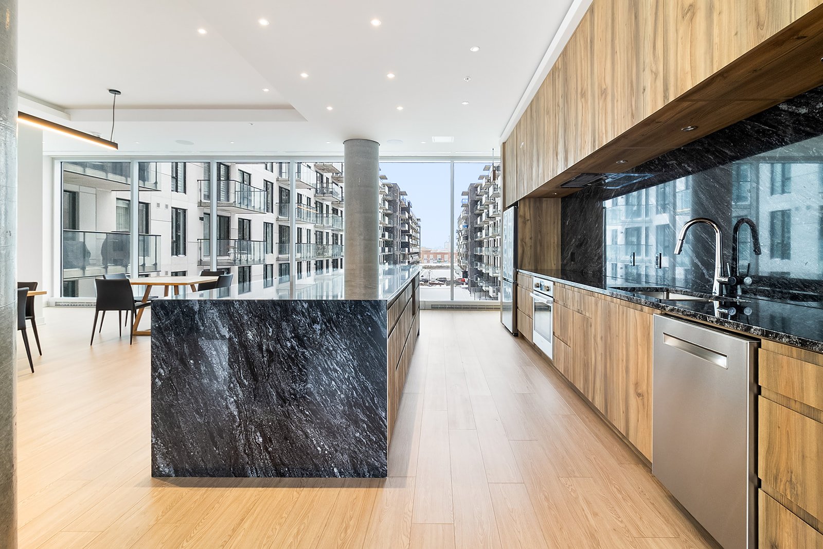 Condo — 25