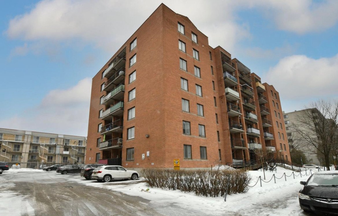 Condo — 18