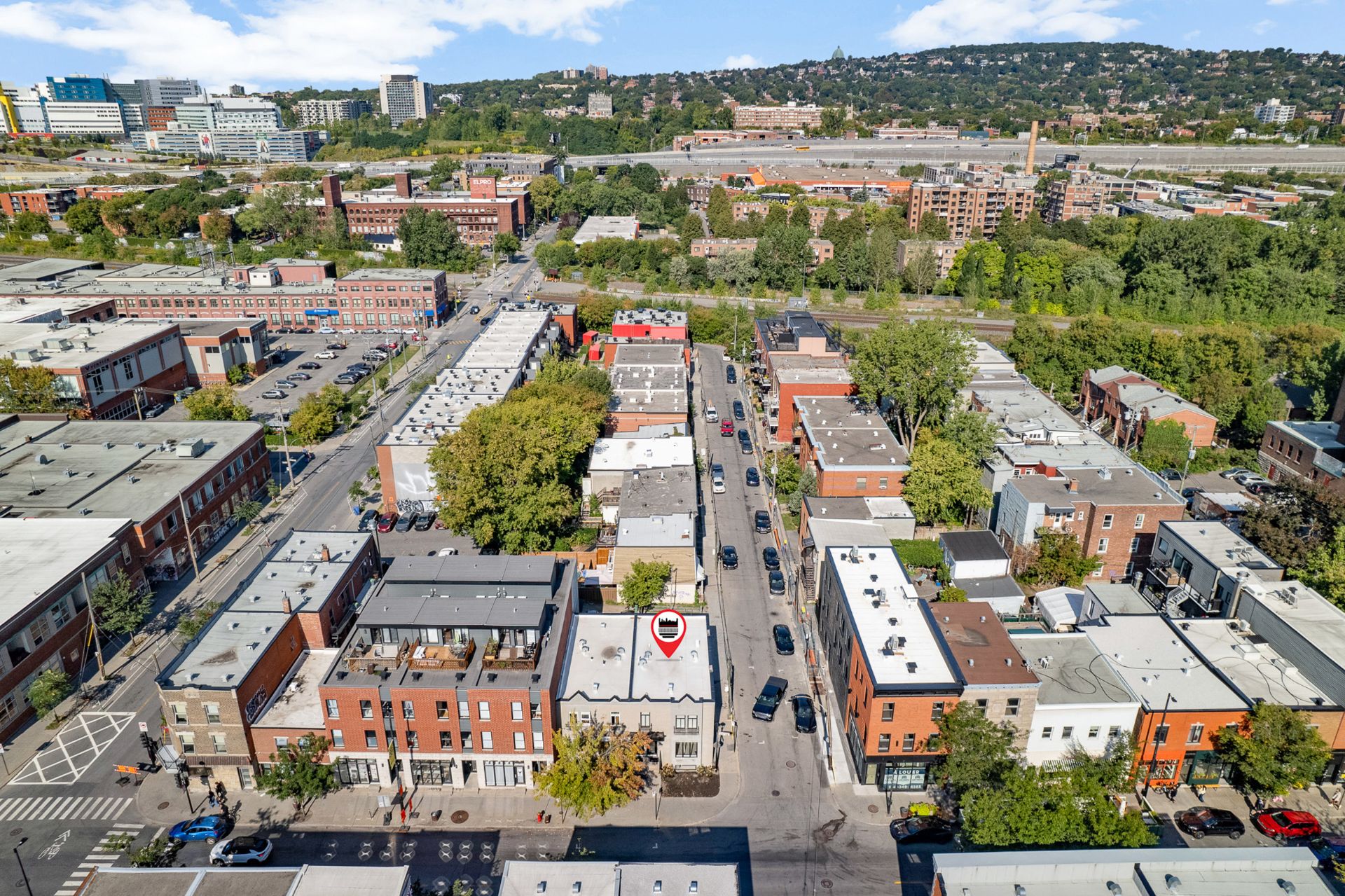 Aerial photo – 4651-4653, Rue Notre-Dame O.