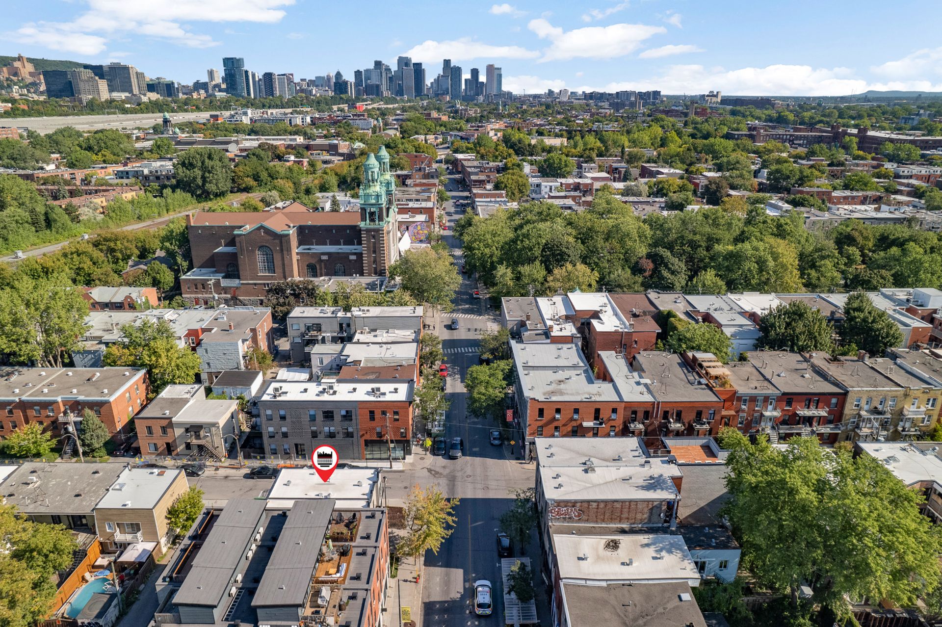 Aerial photo – 4651-4653, Rue Notre-Dame O.