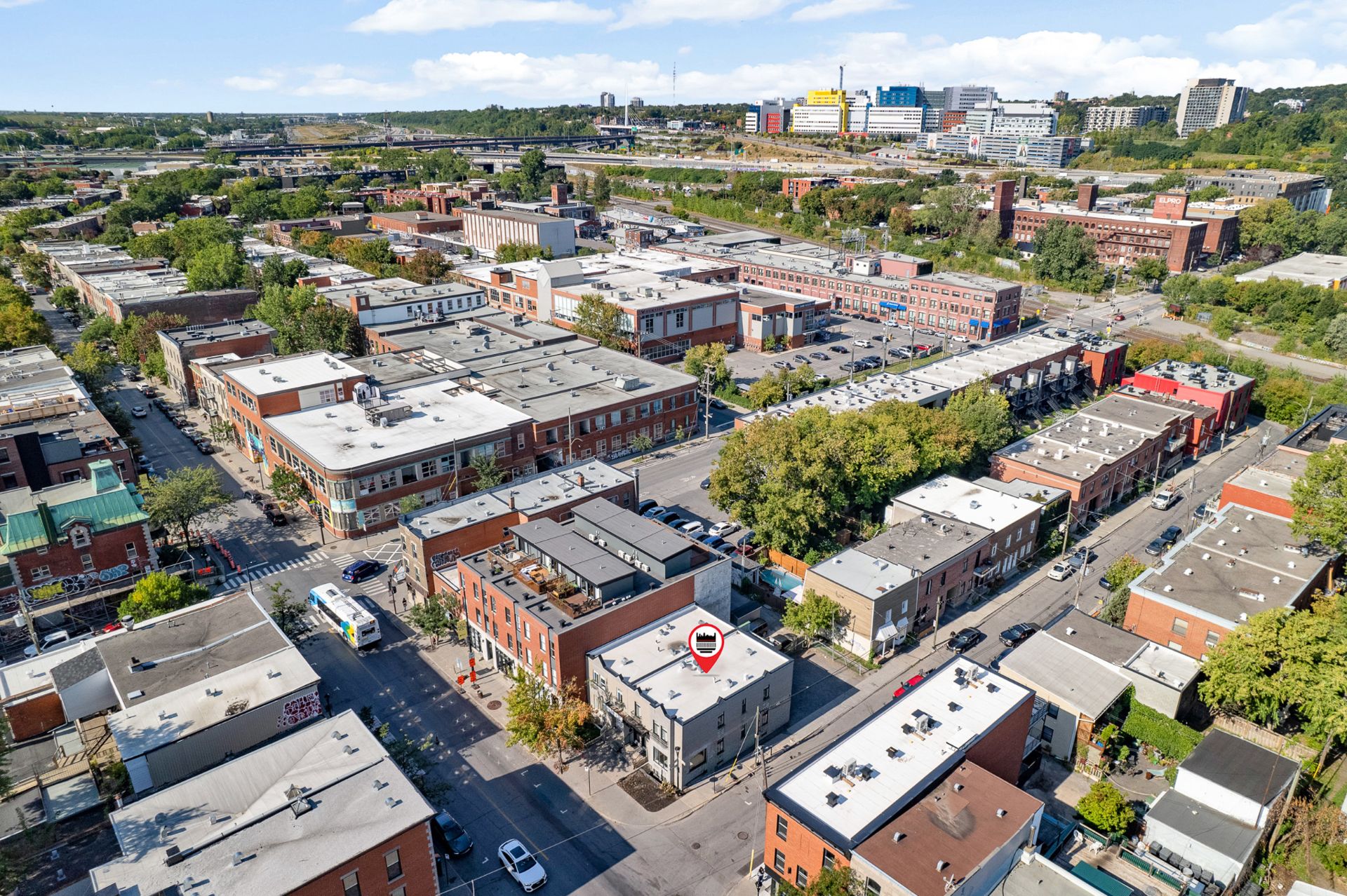 Aerial photo – 4651-4653, Rue Notre-Dame O.