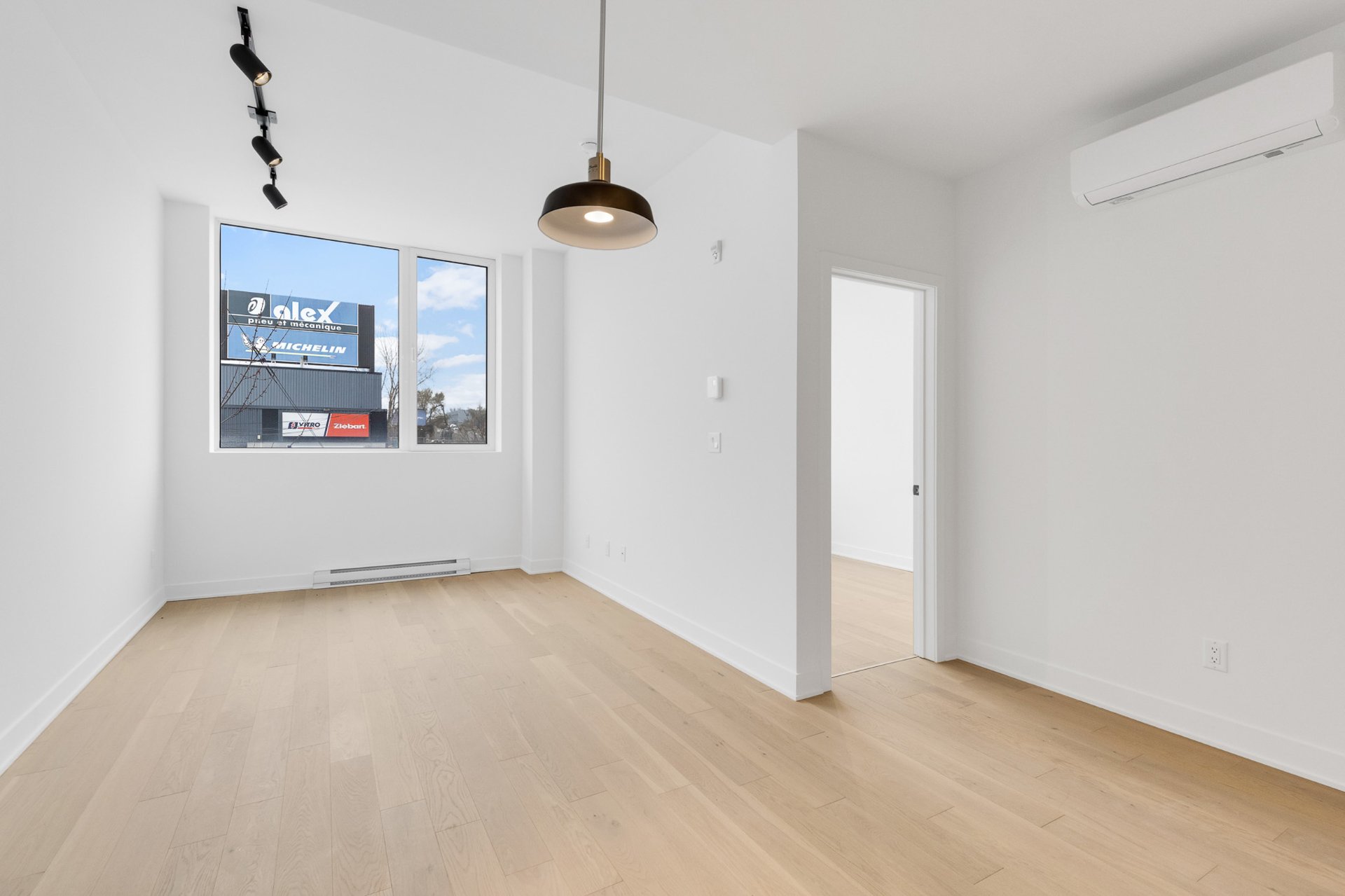 Overall view – 5410, Av. Papineau, apt. 203