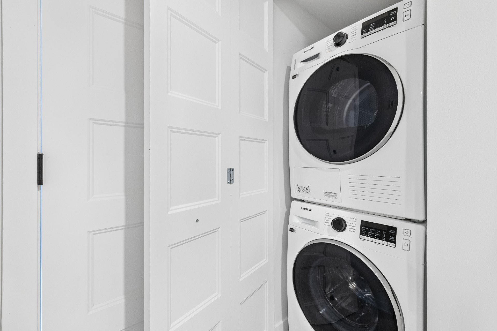 Laundry room – 5410, Av. Papineau, apt. 306