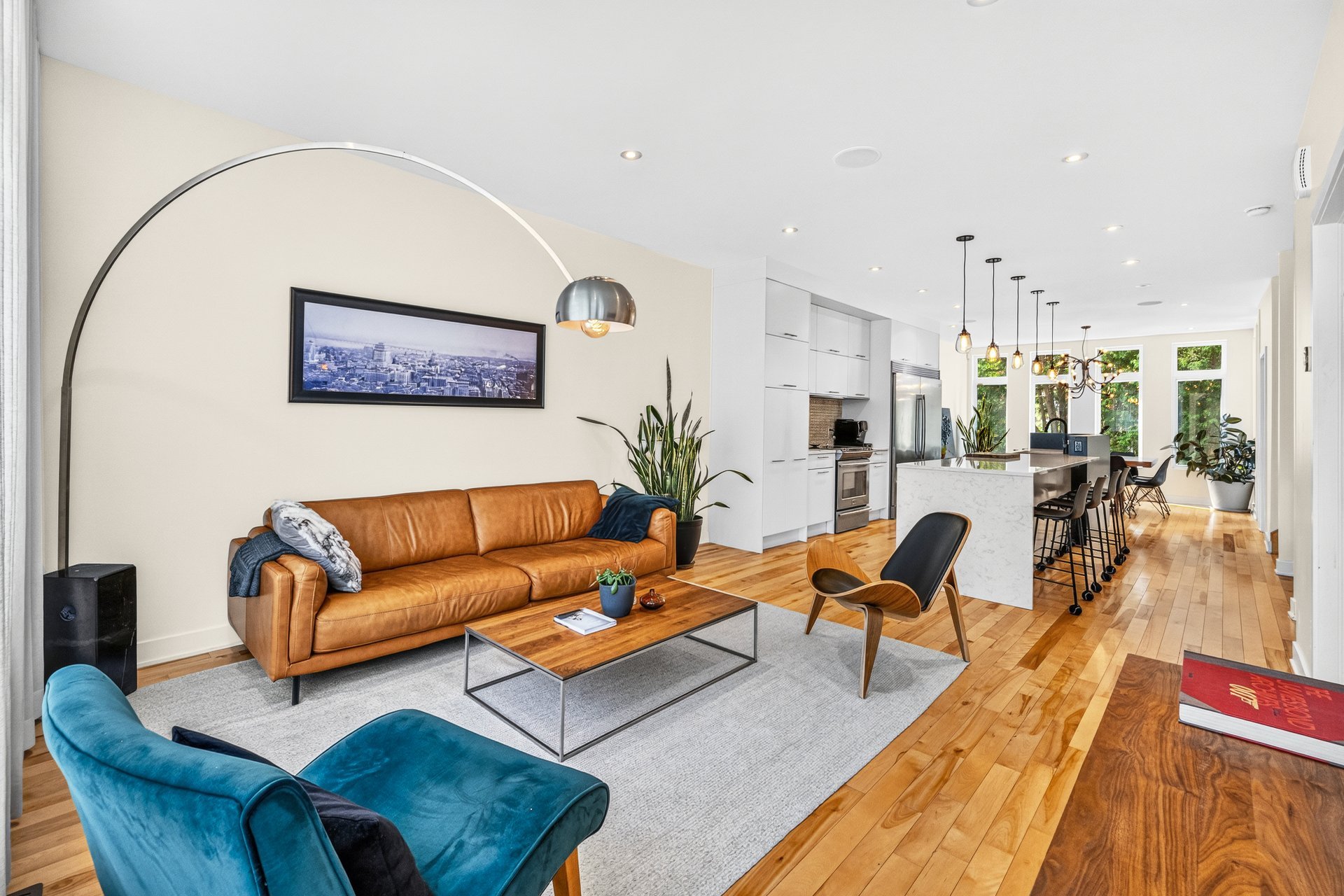 Living room – 1210, Rue Woodland
