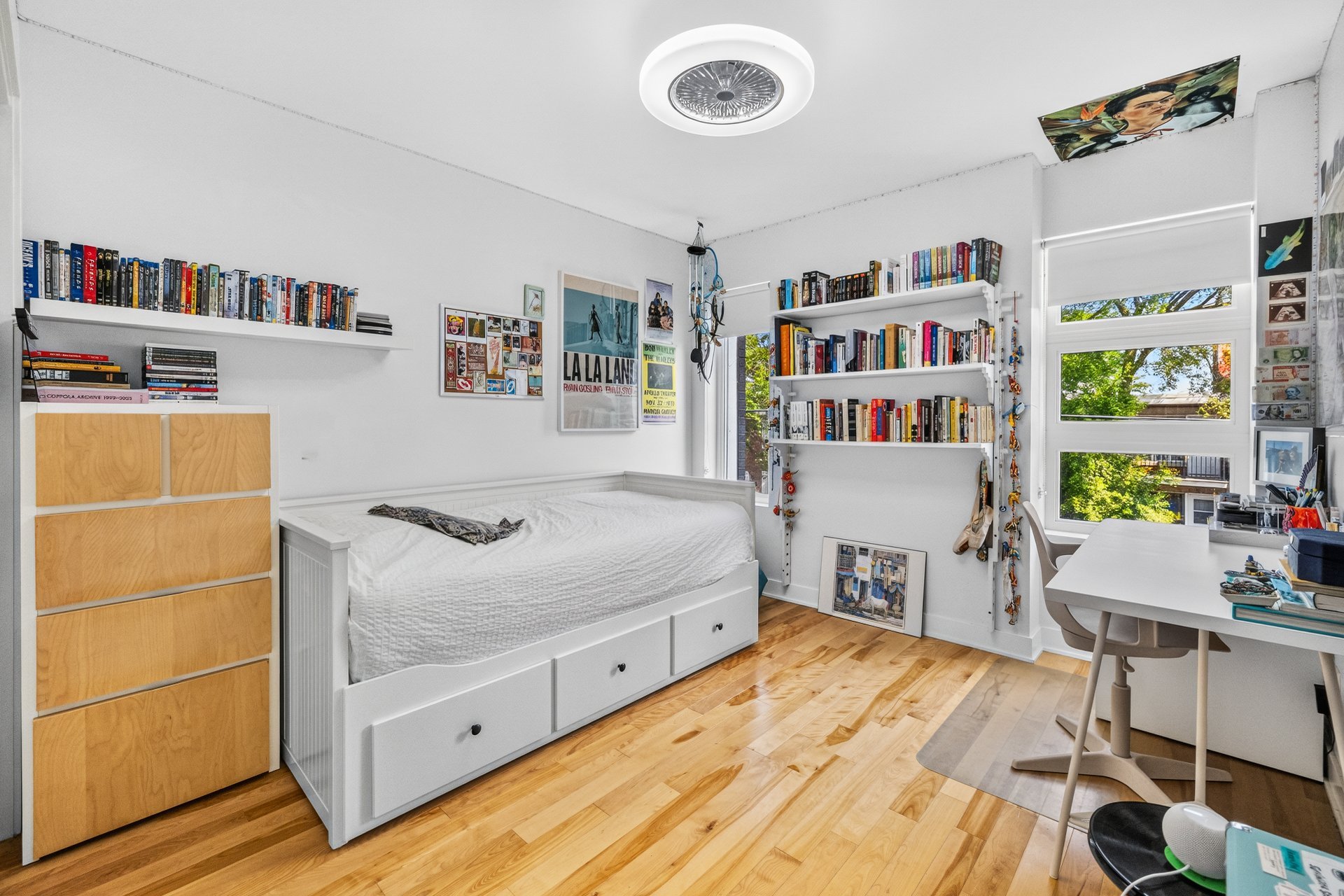 Bedroom – 1210, Rue Woodland