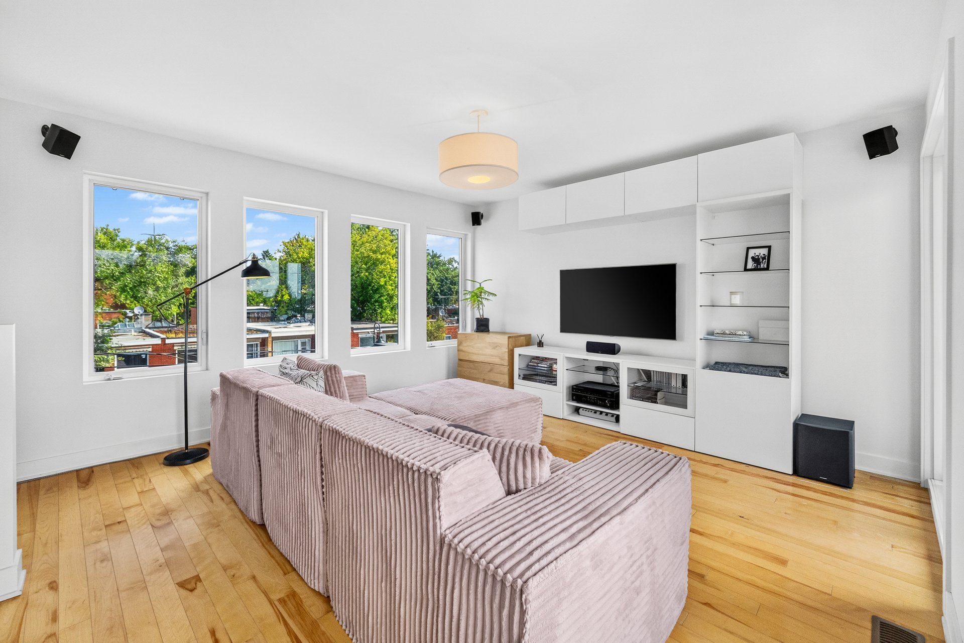 Family room – 1210, Rue Woodland