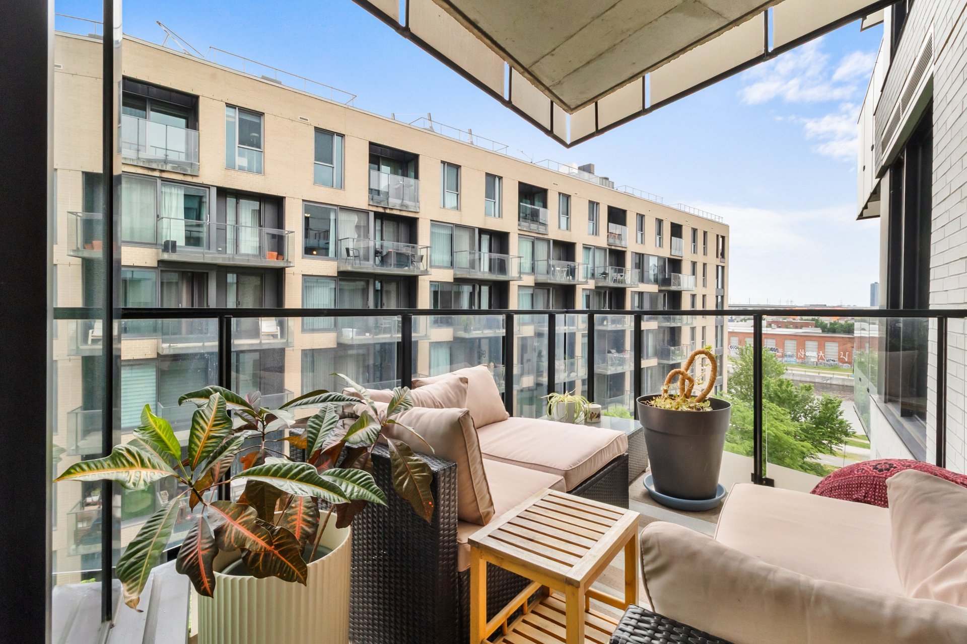 Condo — 13
