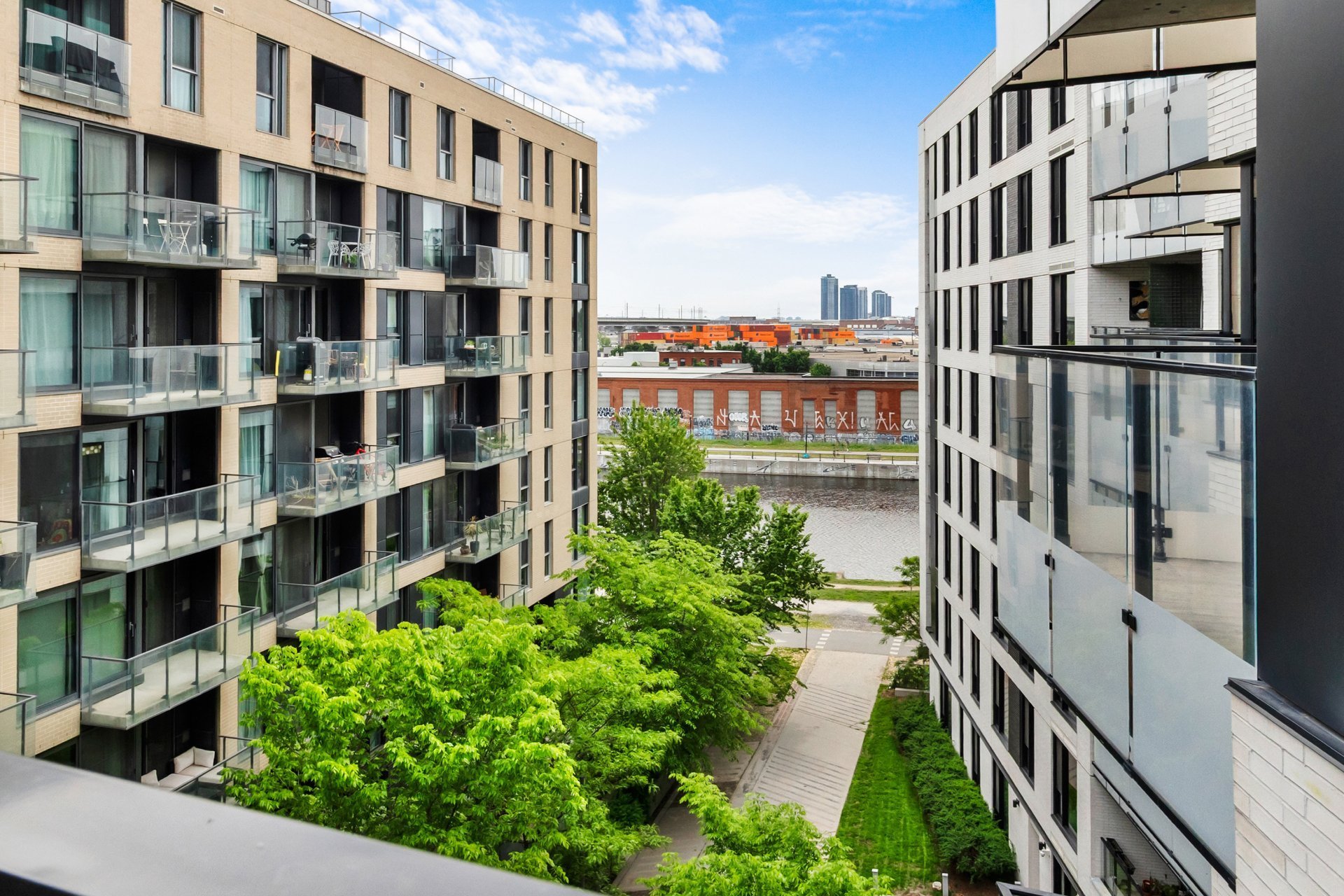 Condo — 15
