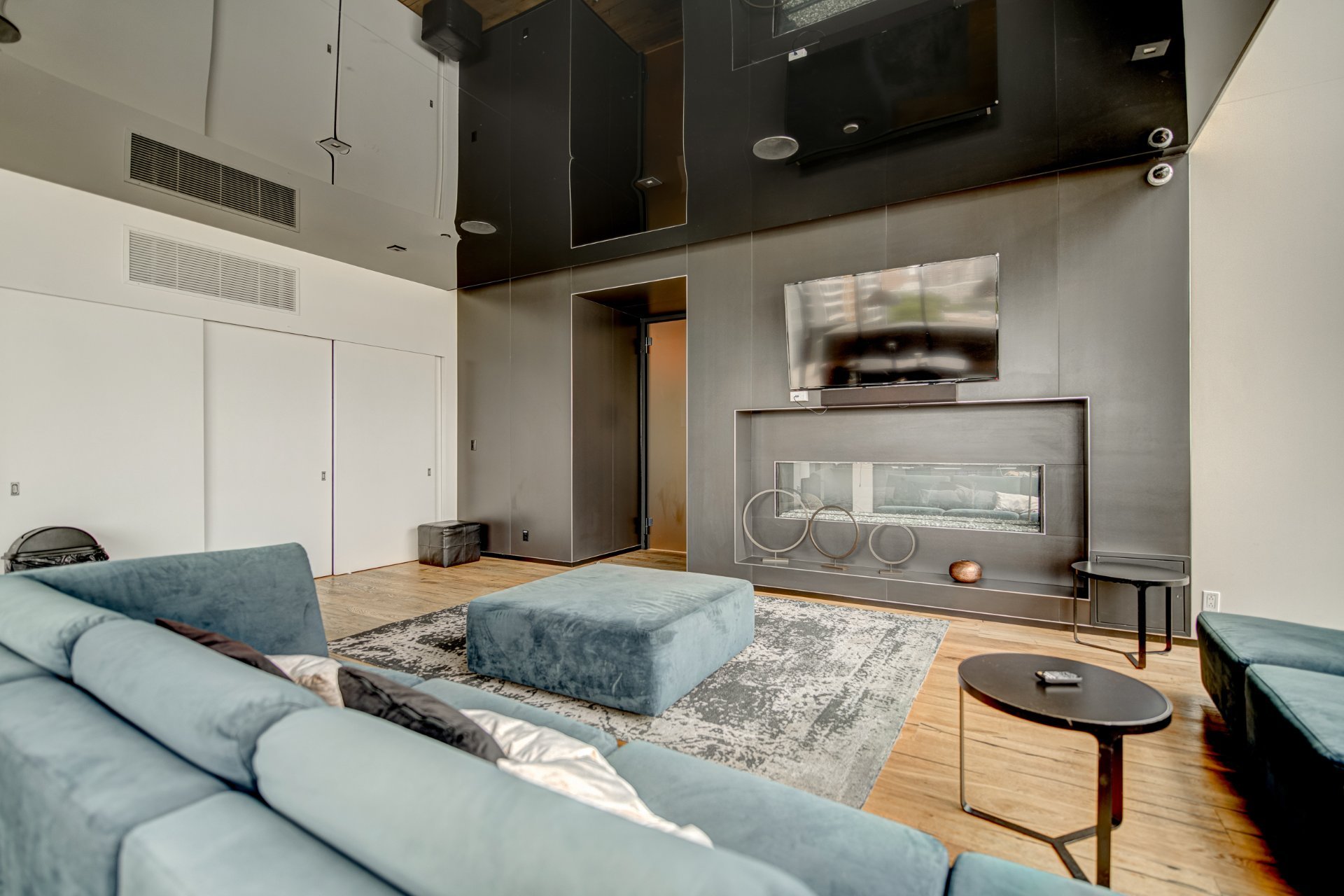 Condo — 37