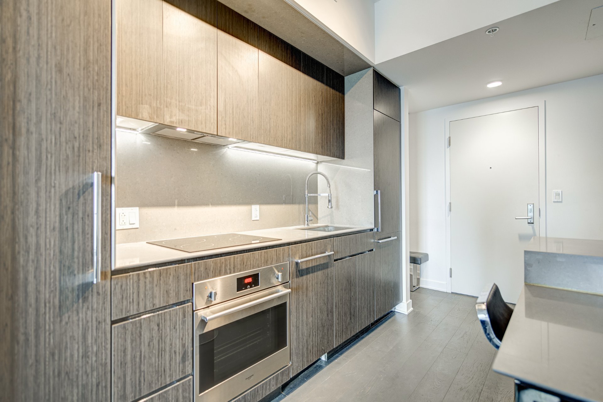 Condo — 3