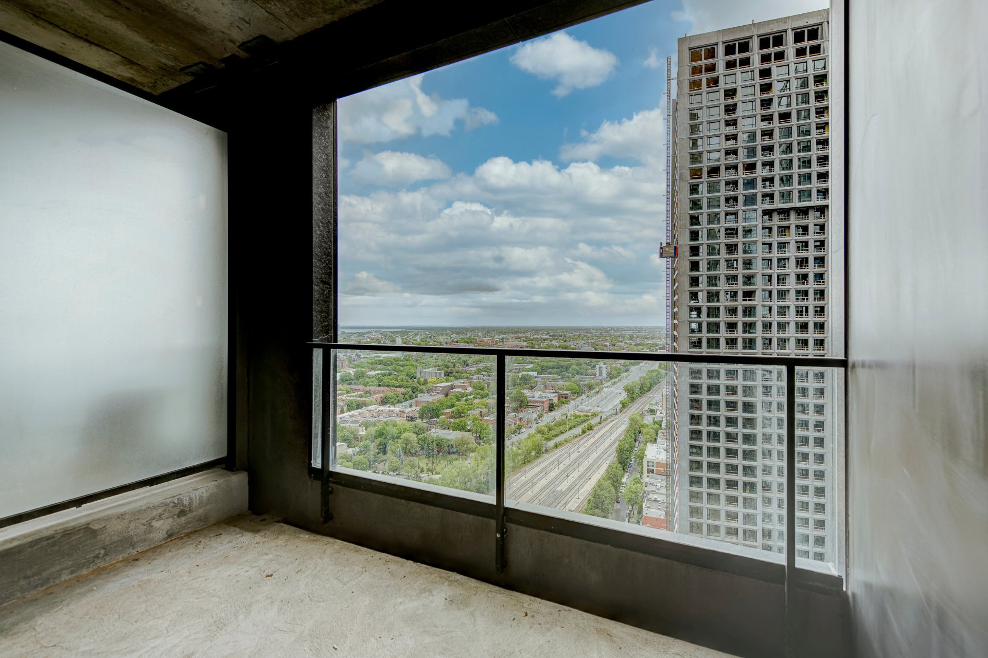 Condo — 20
