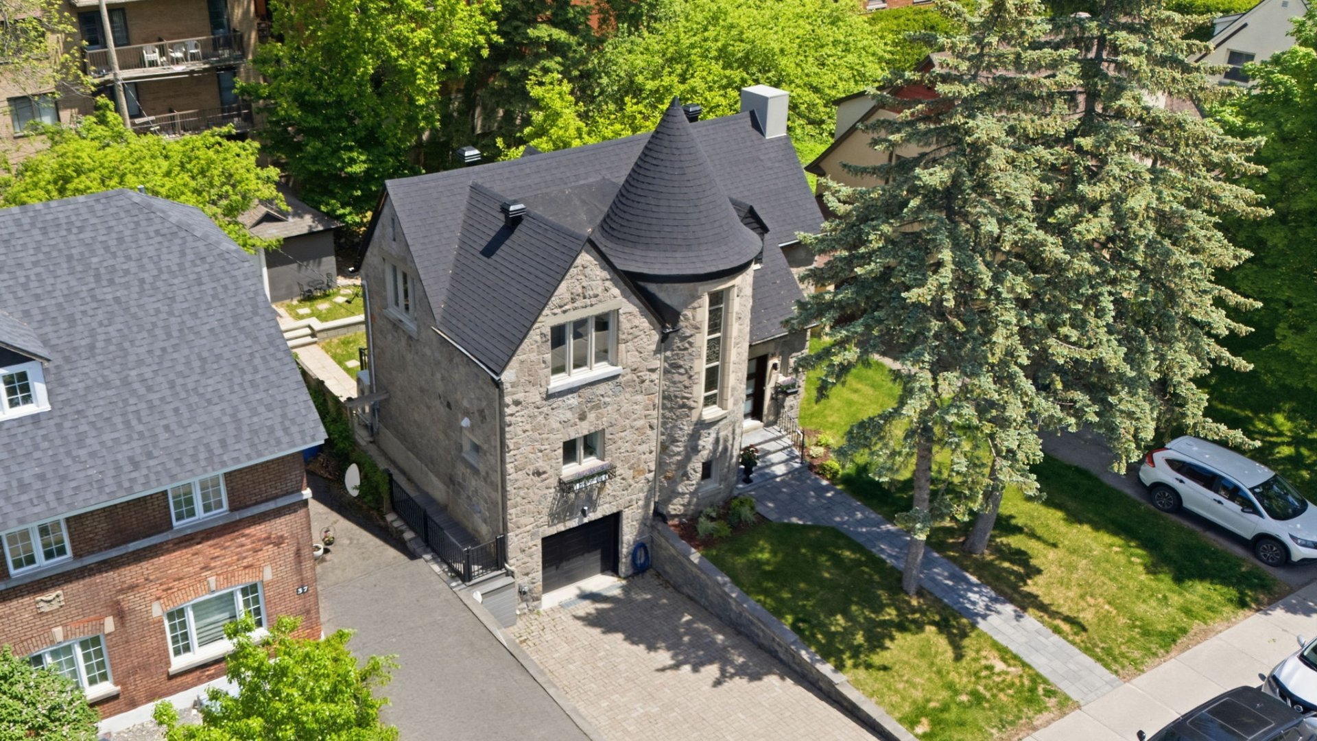 Other – 35, Rue Dufferin