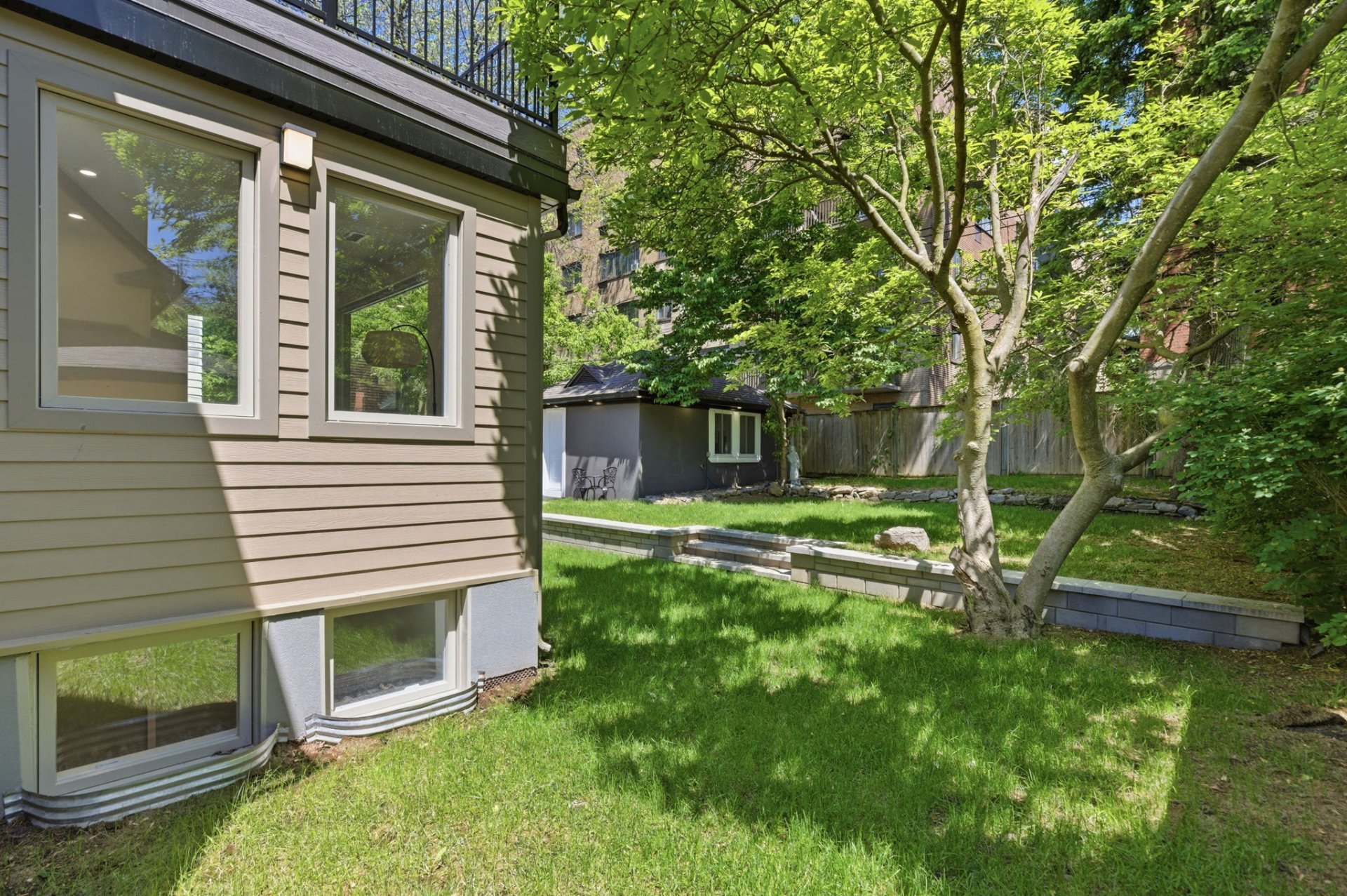 Backyard – 35, Rue Dufferin