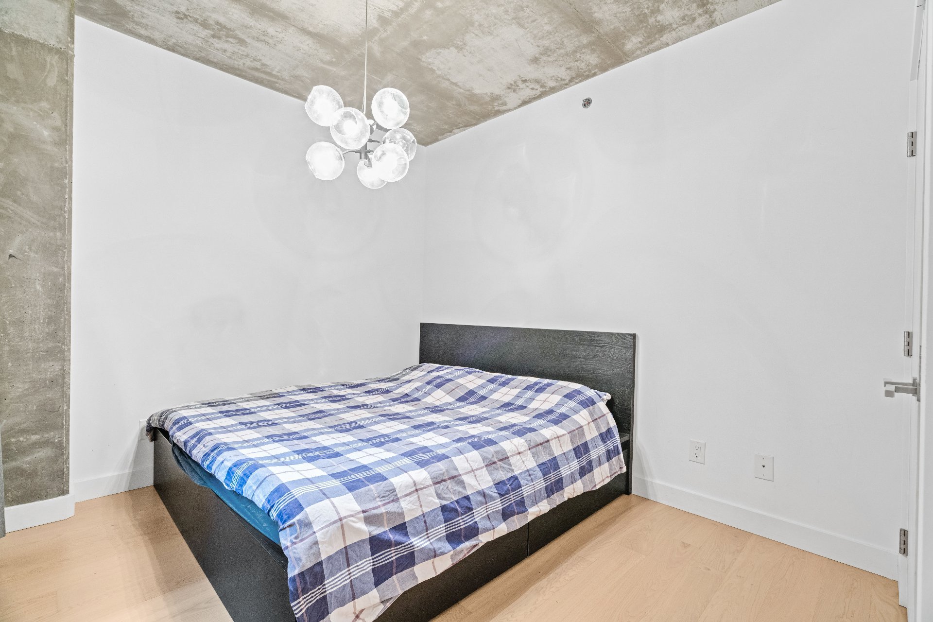 Condo — 6