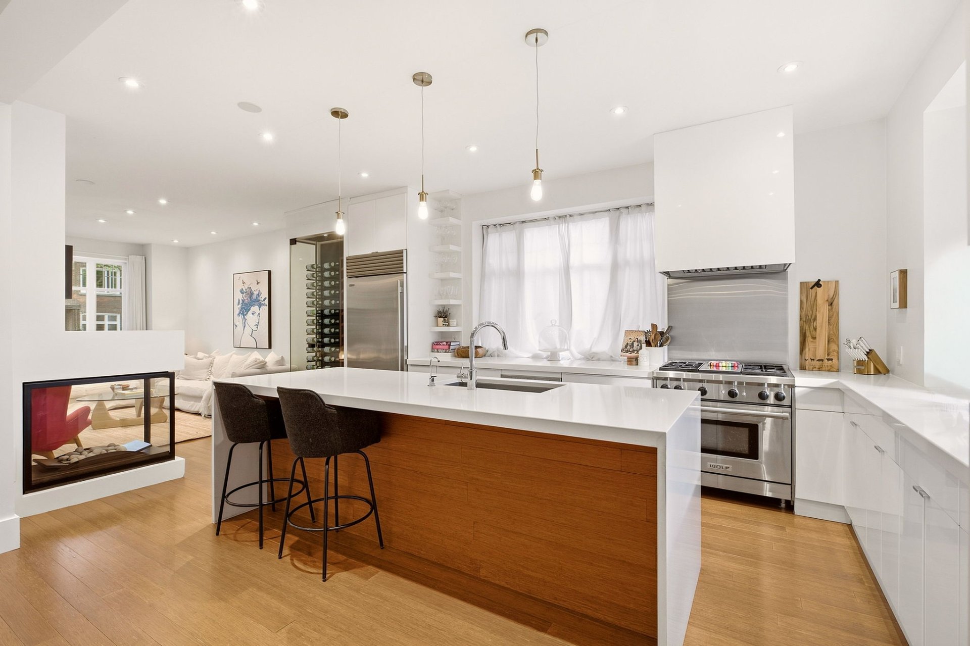 Kitchen – 3870, Av. Harvard