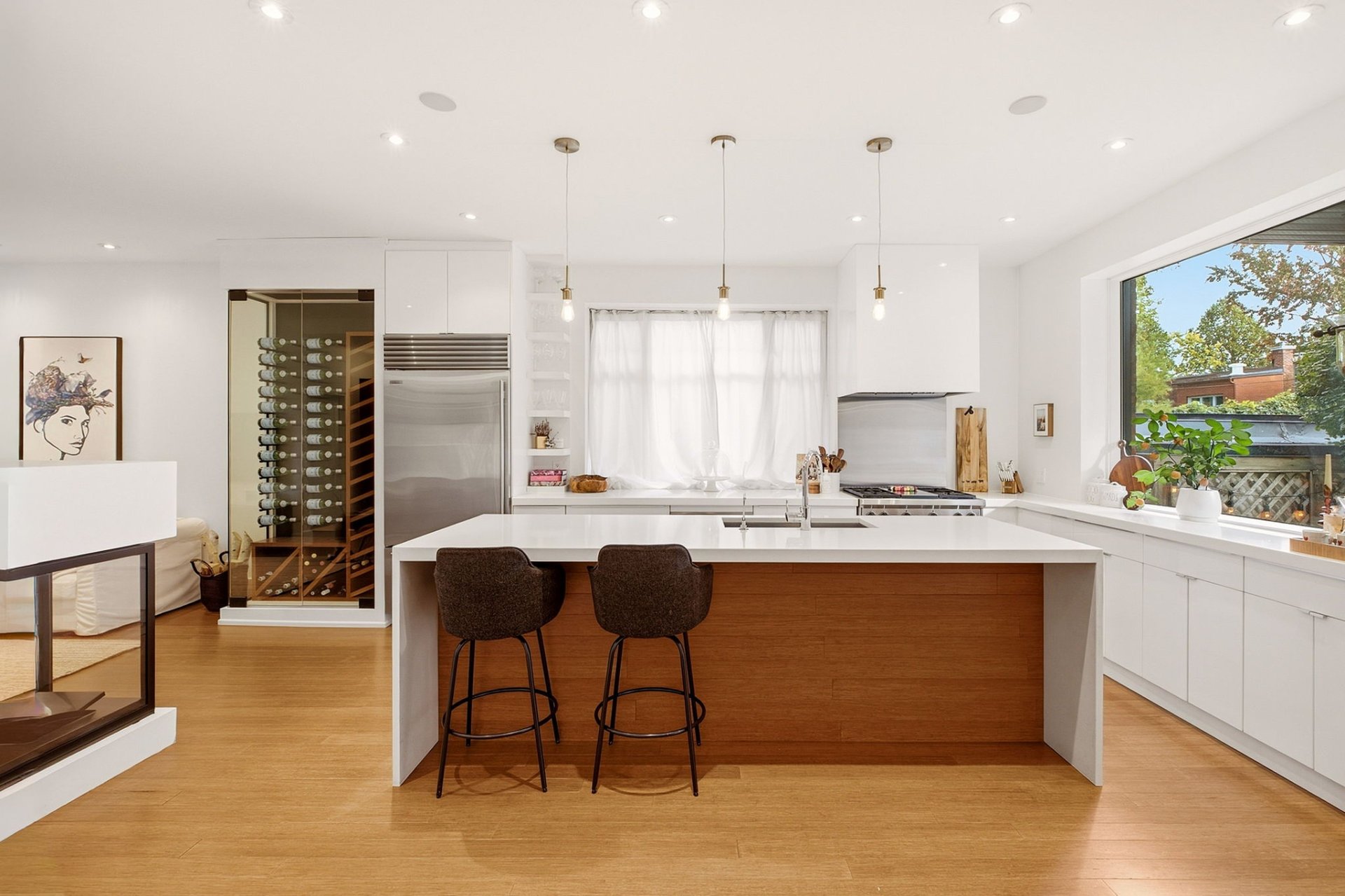 Kitchen – 3870, Av. Harvard