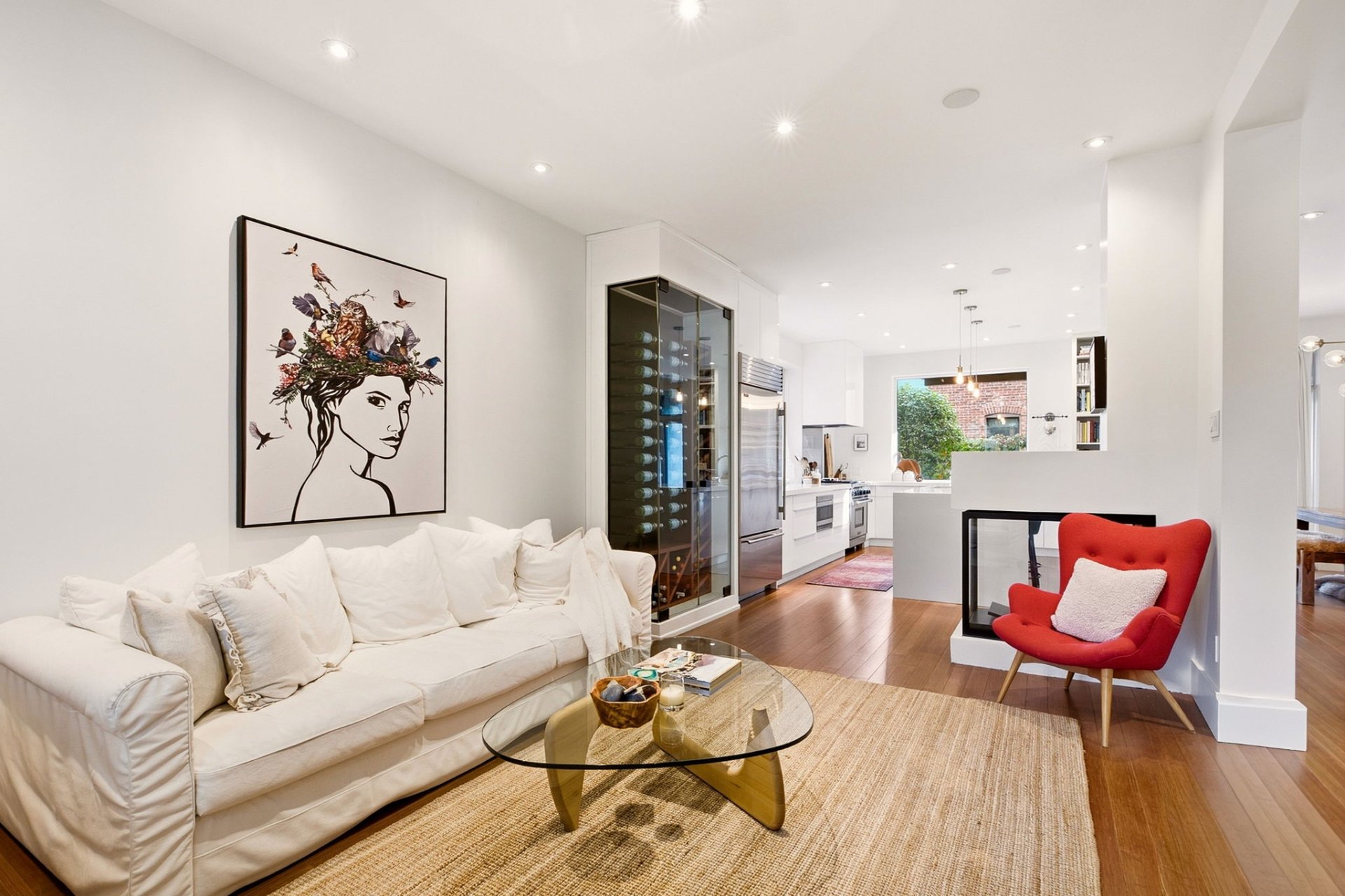 Living room – 3870, Av. Harvard