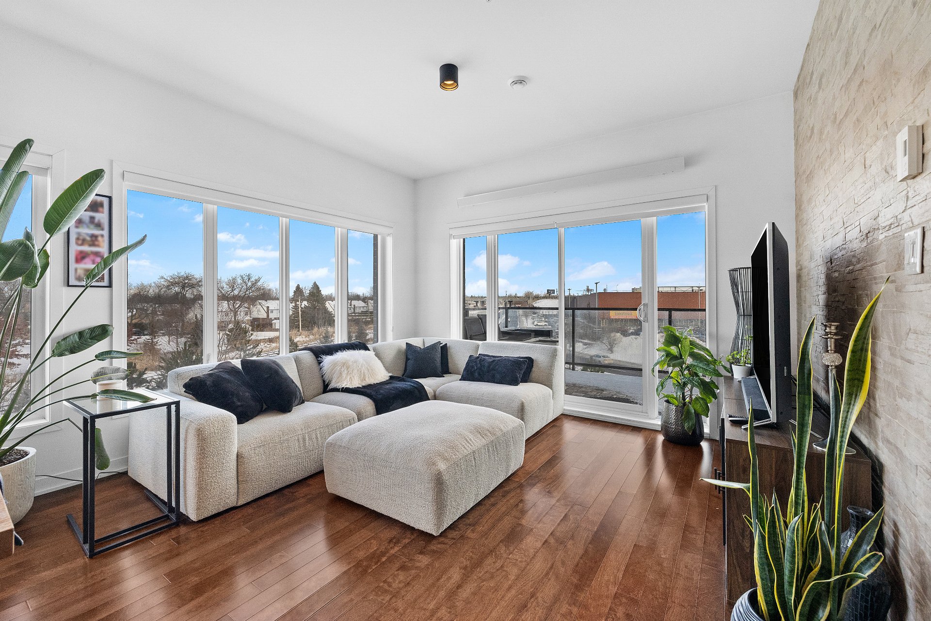 Condo — 7