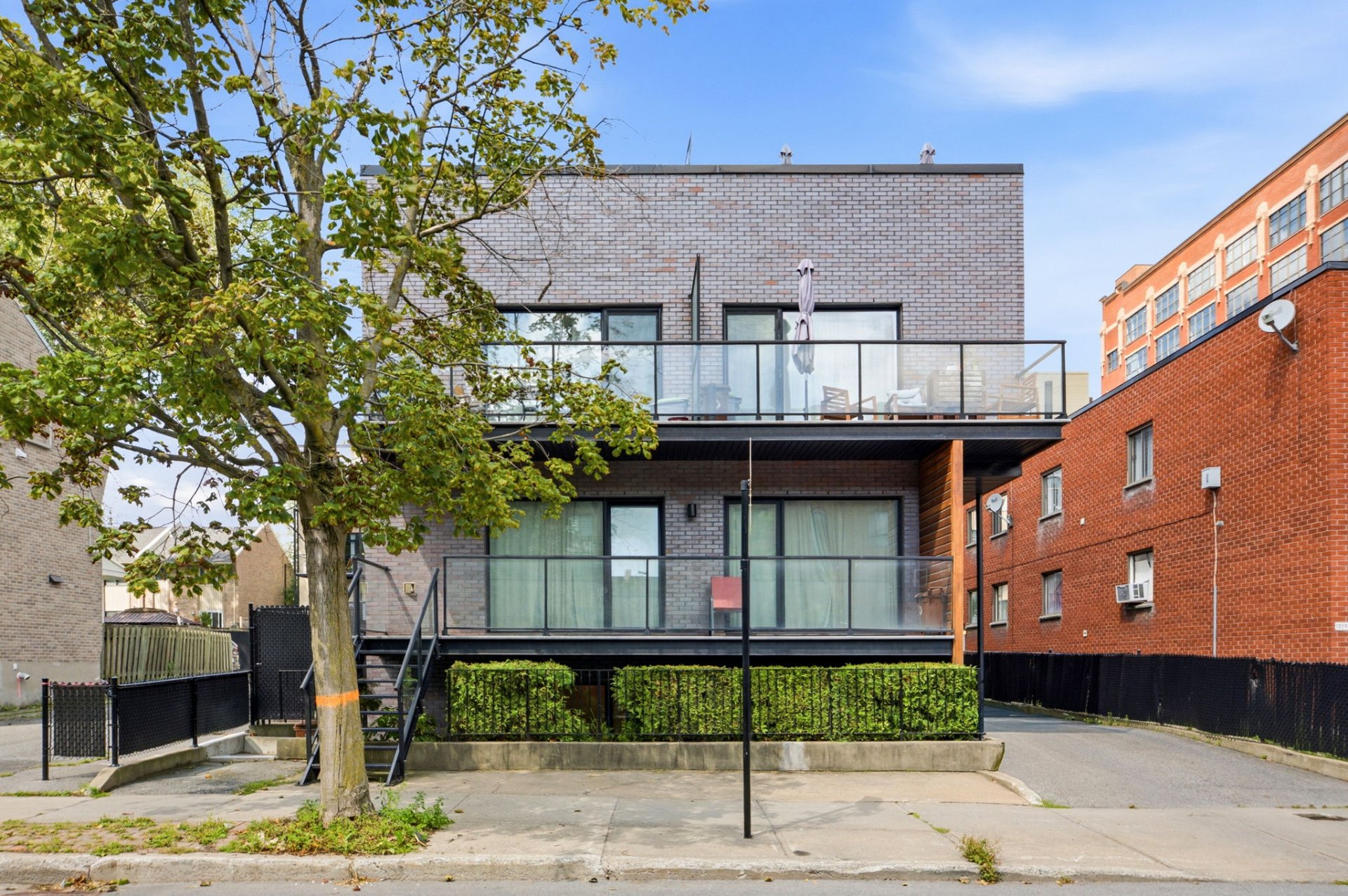 Frontage – 1901, Rue Richardson, apt. 101