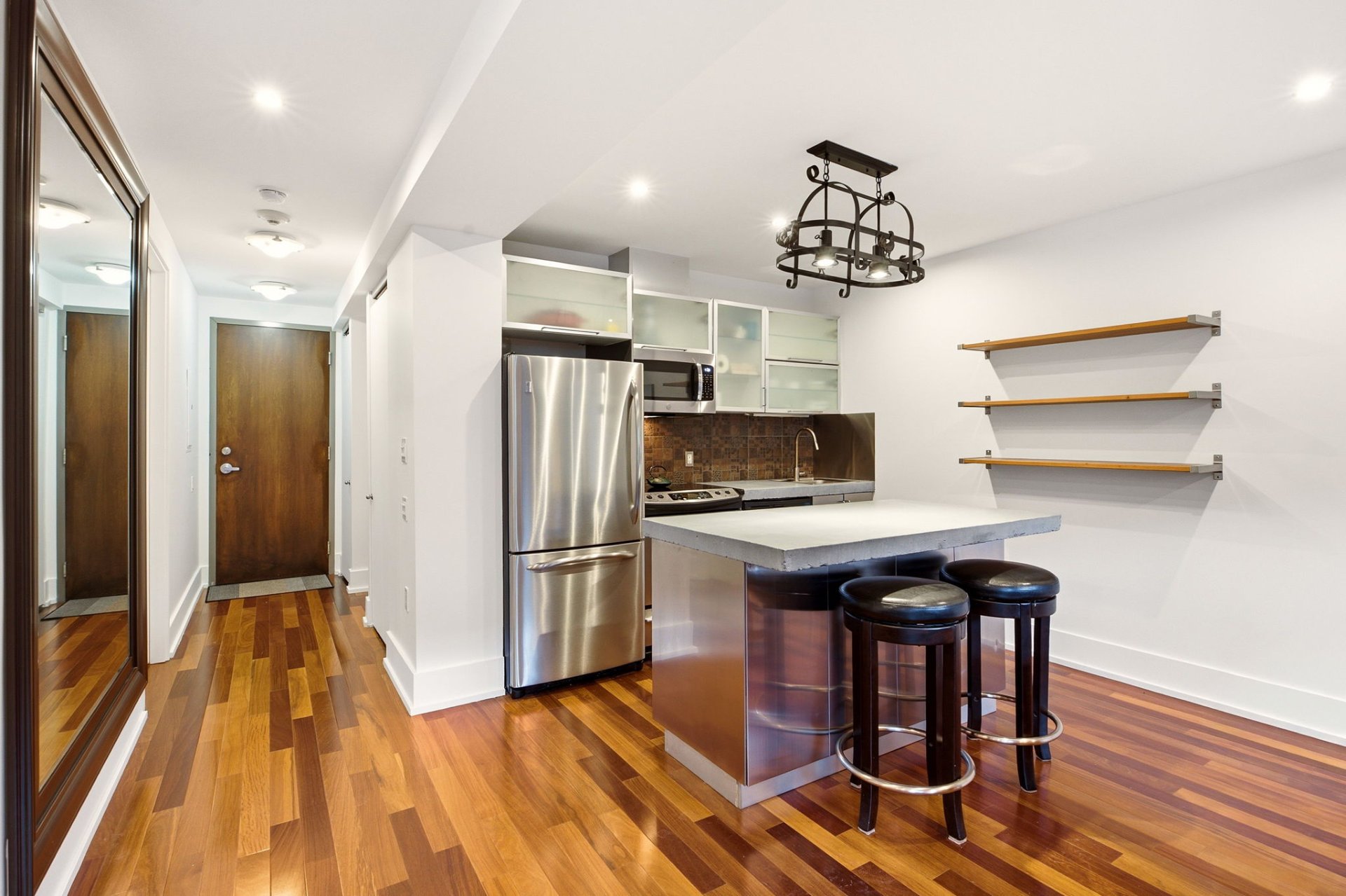Kitchen – 1901, Rue Richardson, apt. 101