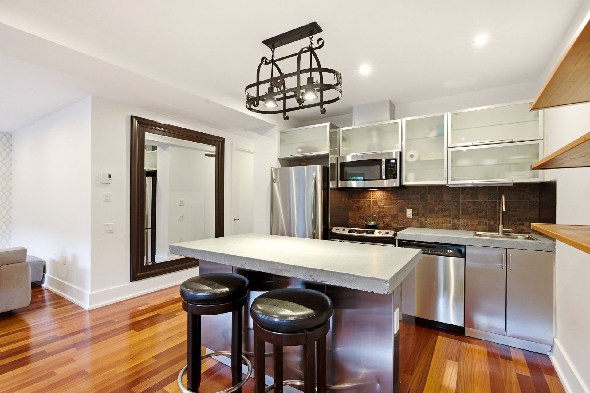 Kitchen – 1901, Rue Richardson, apt. 101
