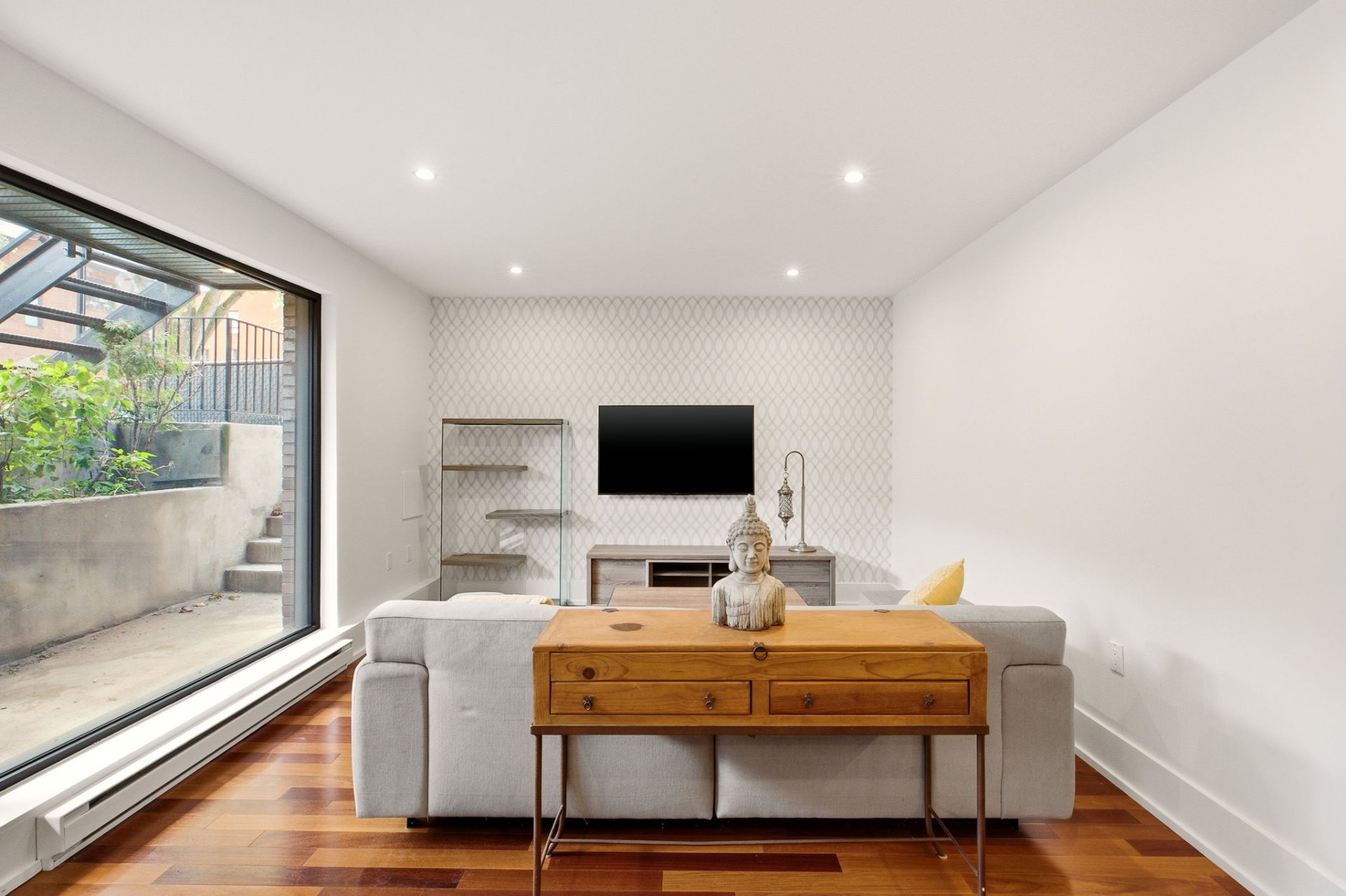 Living room – 1901, Rue Richardson, apt. 101