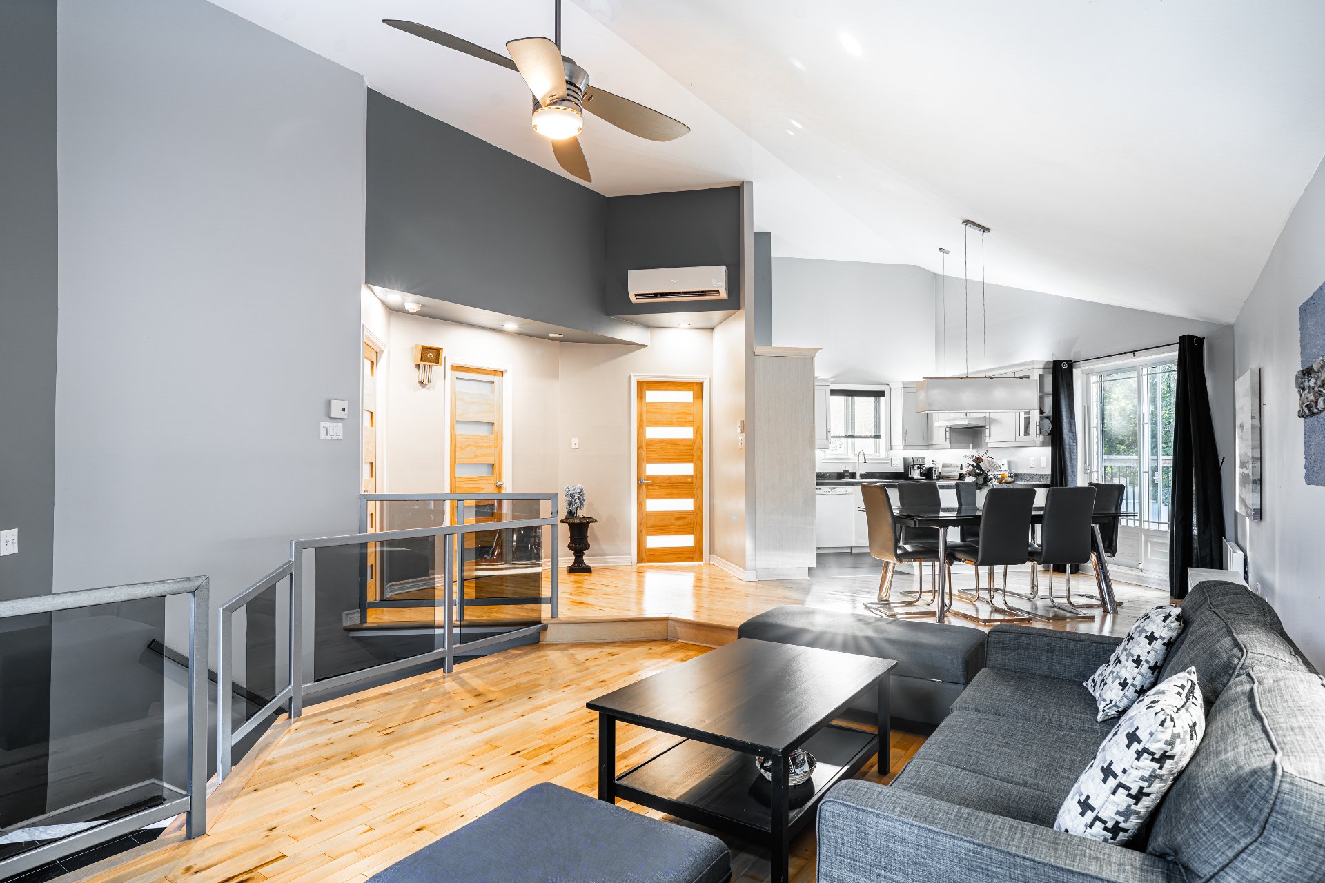 Maison unifamiliale — 10
